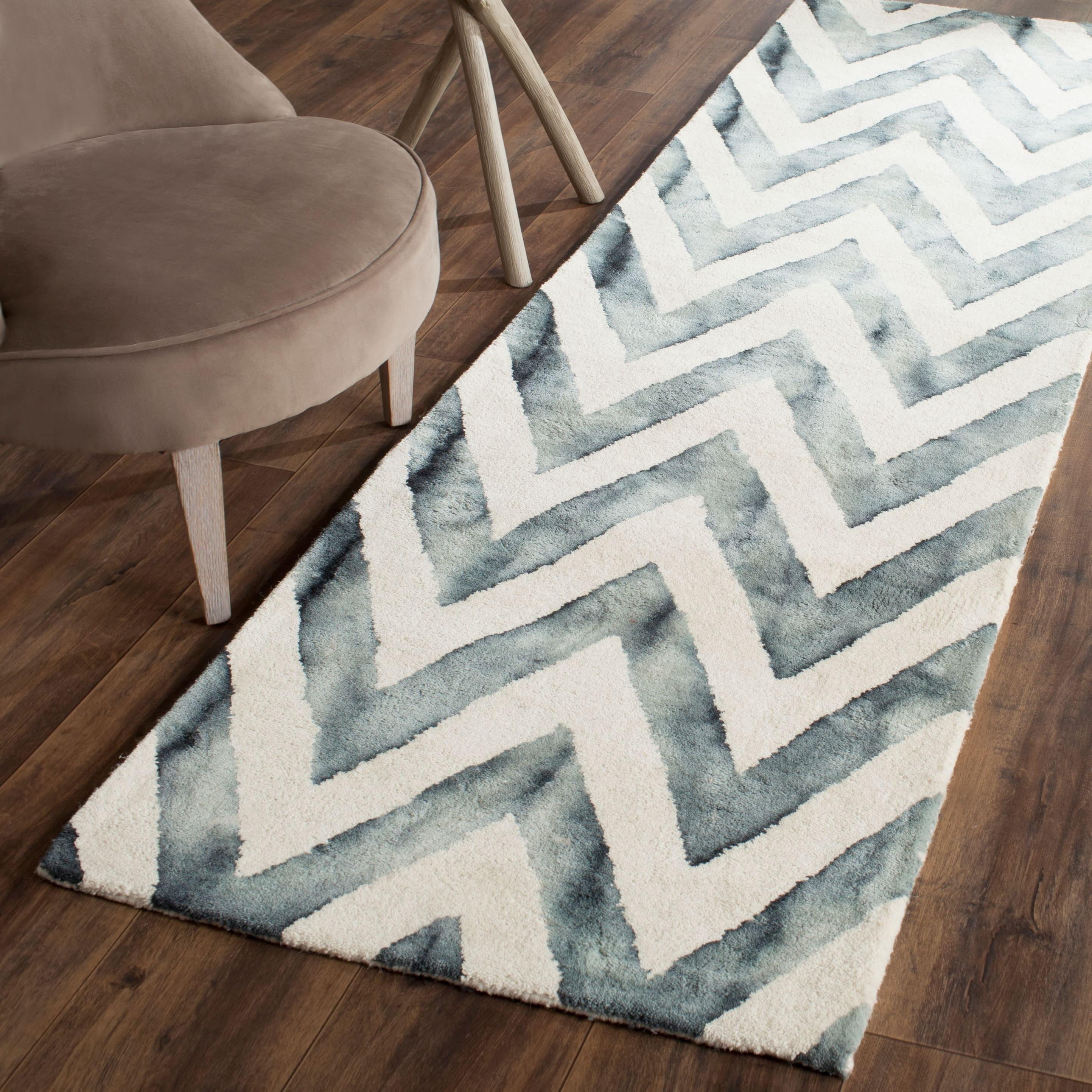 Dip Dye DDY715 Hand Tufted Area Rug  - Safavieh