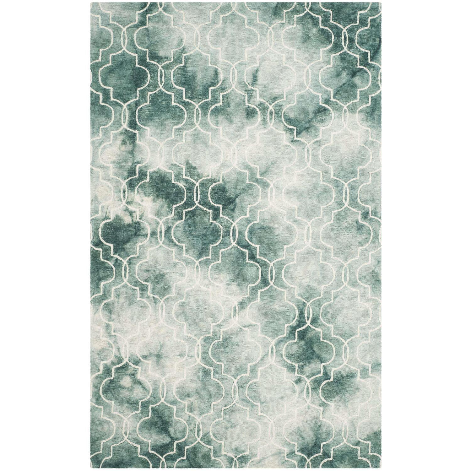 SAFAVIEH Dip Dye Shelagh Faded Geometric Area Rug, Green/Ivory, 5' x 8'