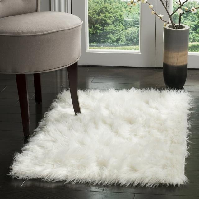 Faux Sheep Skin FSS235 Power Loomed Indoor Accent Rug - Ivory - 2'6"x4' - Safavieh
