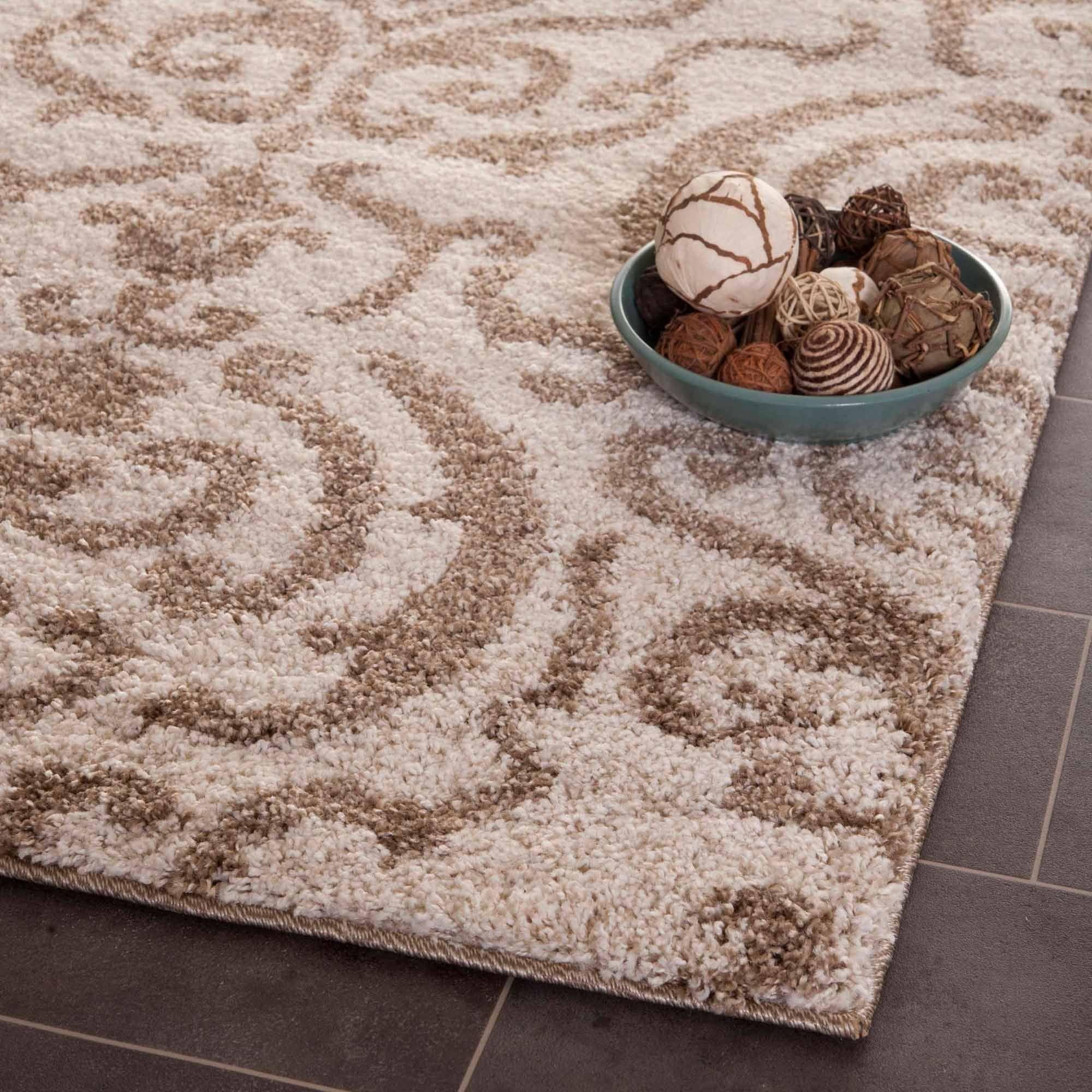 Florida Shag SG462 Power Loomed Area Rug - Cream/Beige - 4'x4' - Safavieh.