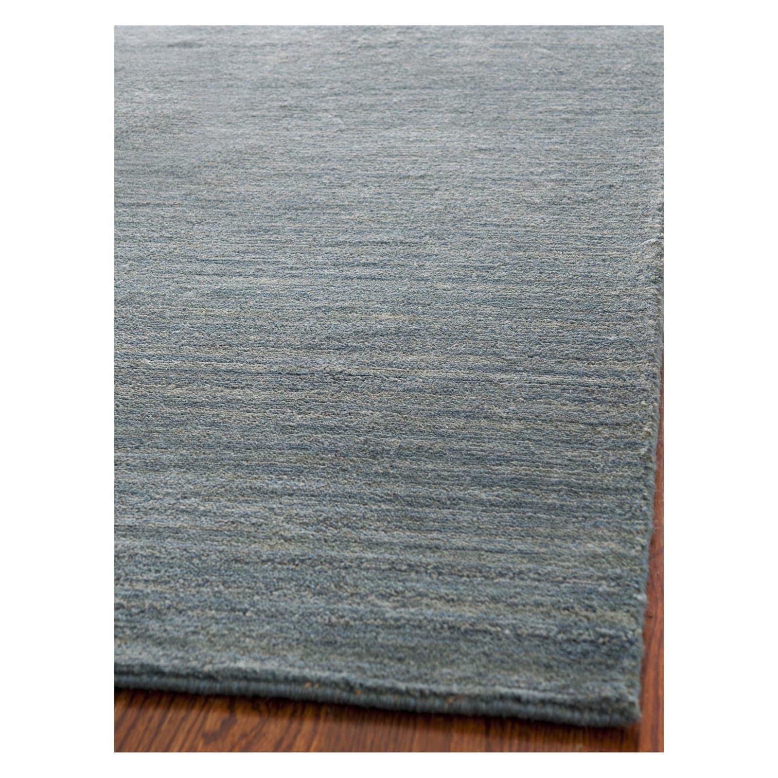 SAFAVIEH Himalaya Dawa Solid Area Rug, Blue, 3' x 5'