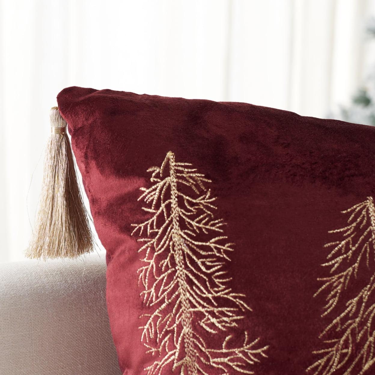 Holiday Tree Pillow - Safavieh