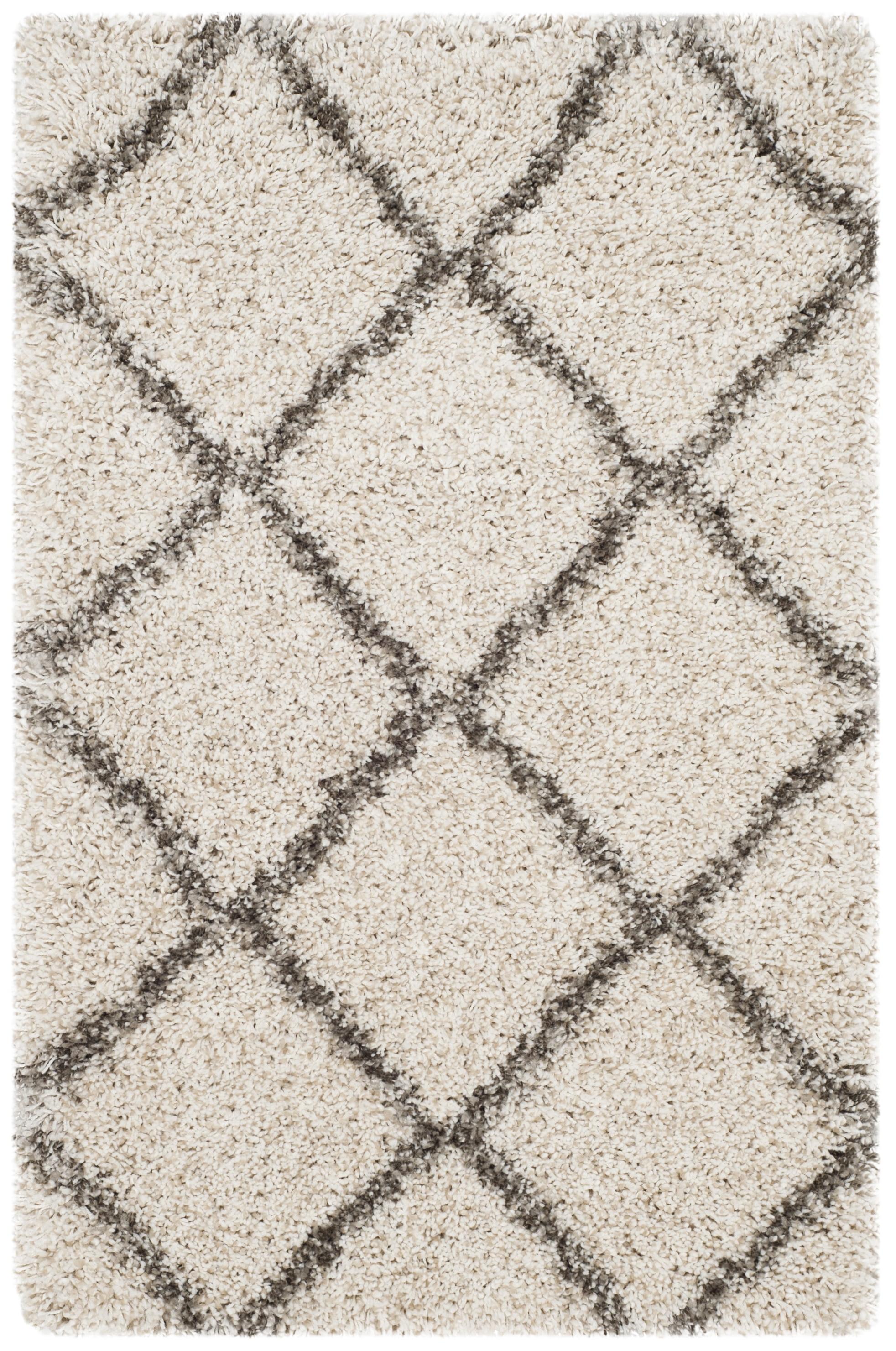 Ivory Diamond Bliss 24" Round Synthetic Shag Rug