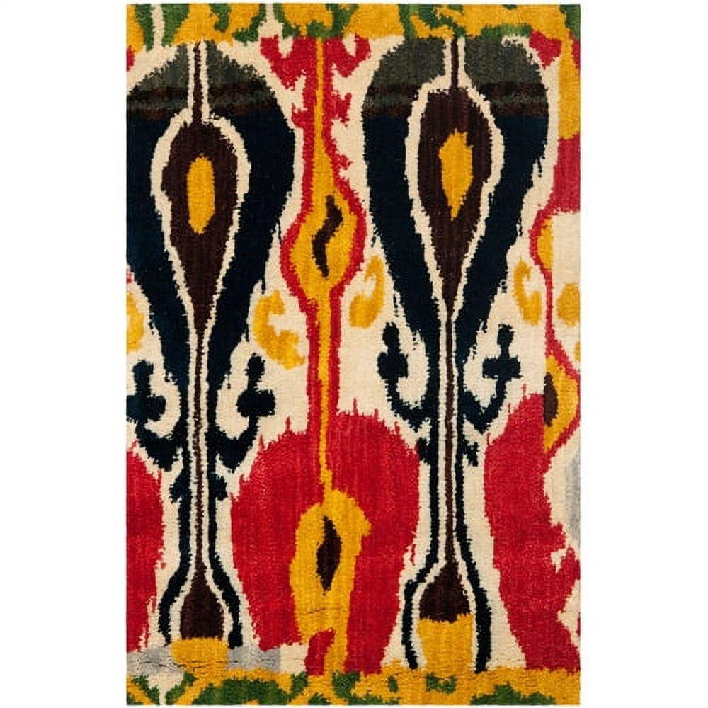 SAFAVIEH Ikat IKT222A Handmade Cream / Green Rug