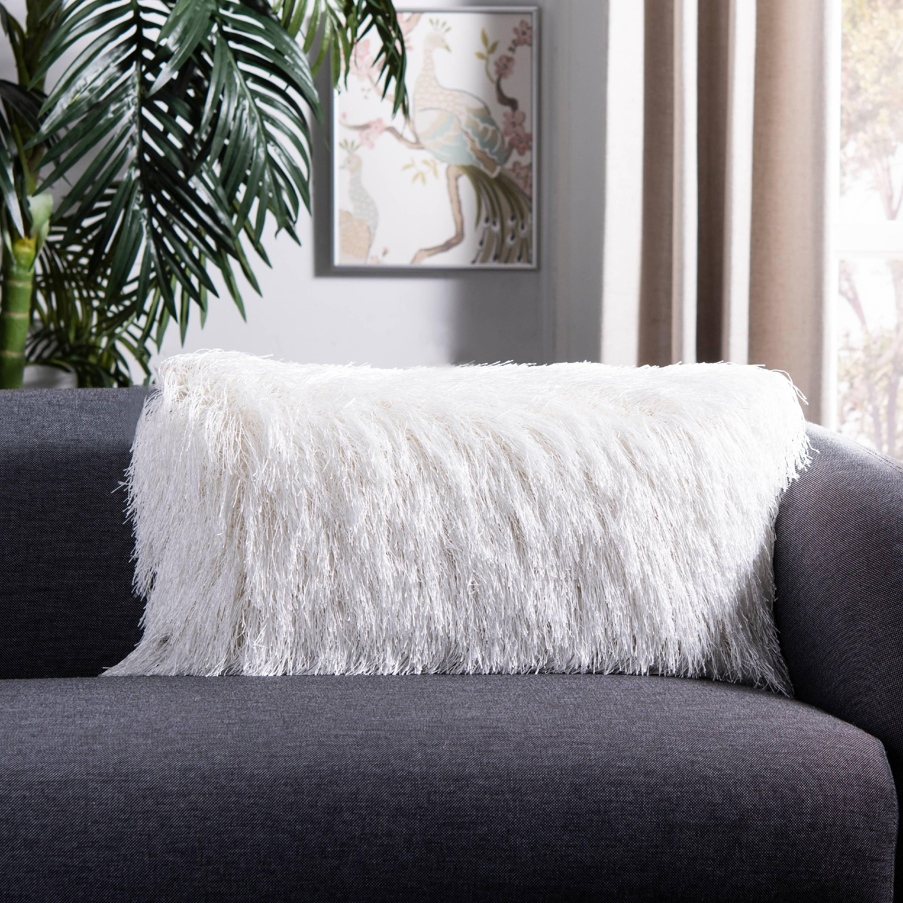 Indoor/Outdoor Shag Pillow - Safavieh