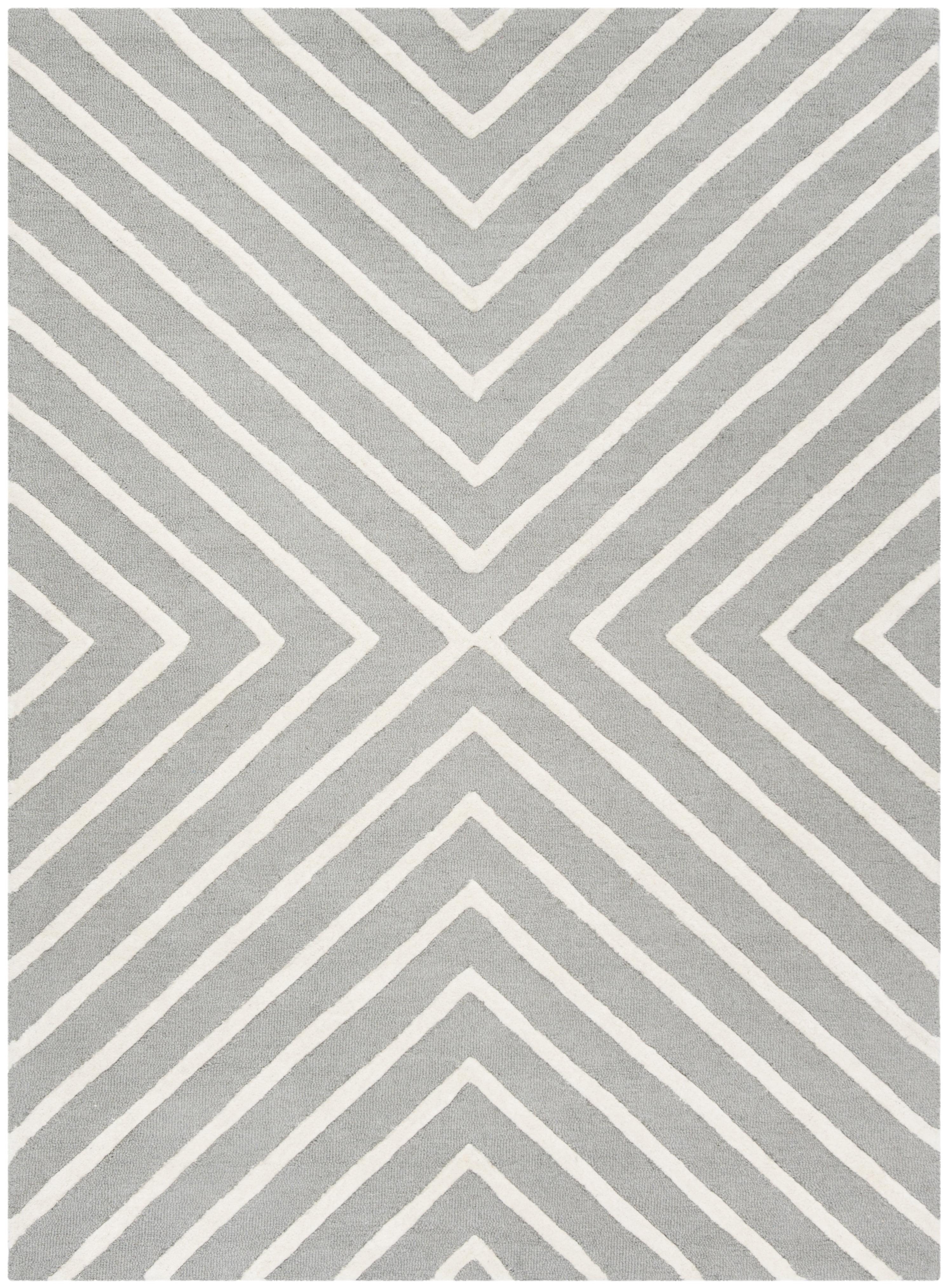 Safavieh Kids Pattern SFK920 Hand Tufted Indoor Area Rug - Grey/Ivory - 5'x7' - Safavieh