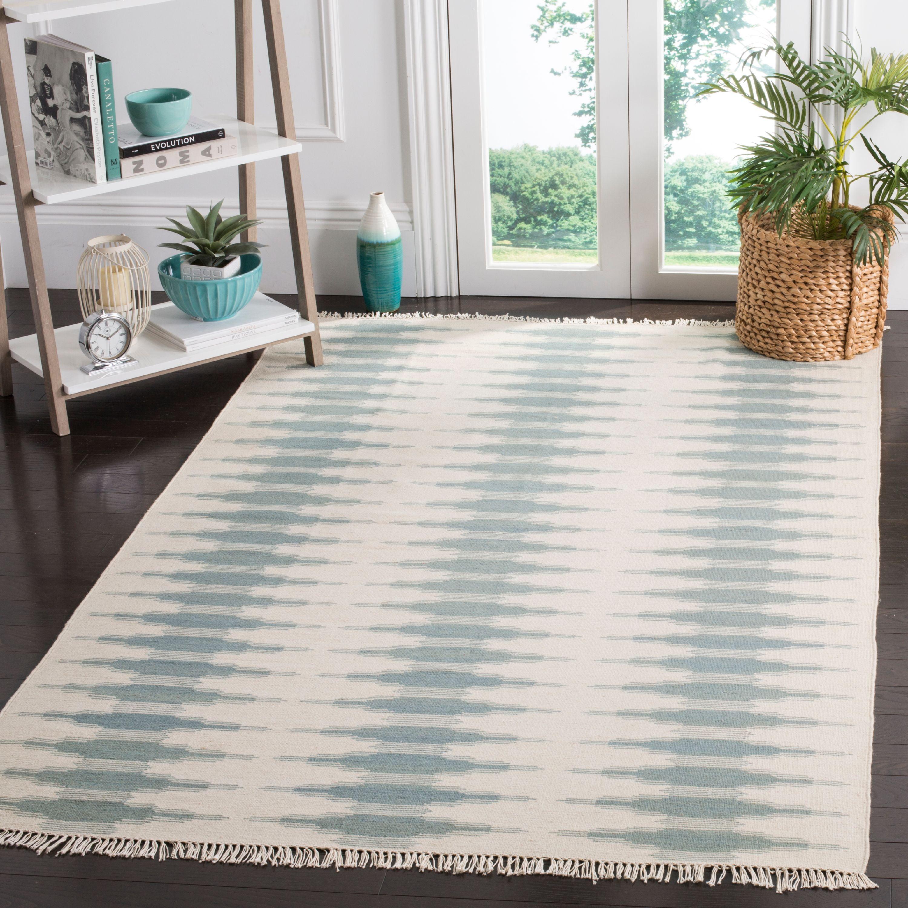 SAFAVIEH Kilim Wynonna Geometric Wool Area Rug, Ivory/Blue, 9' x 12'