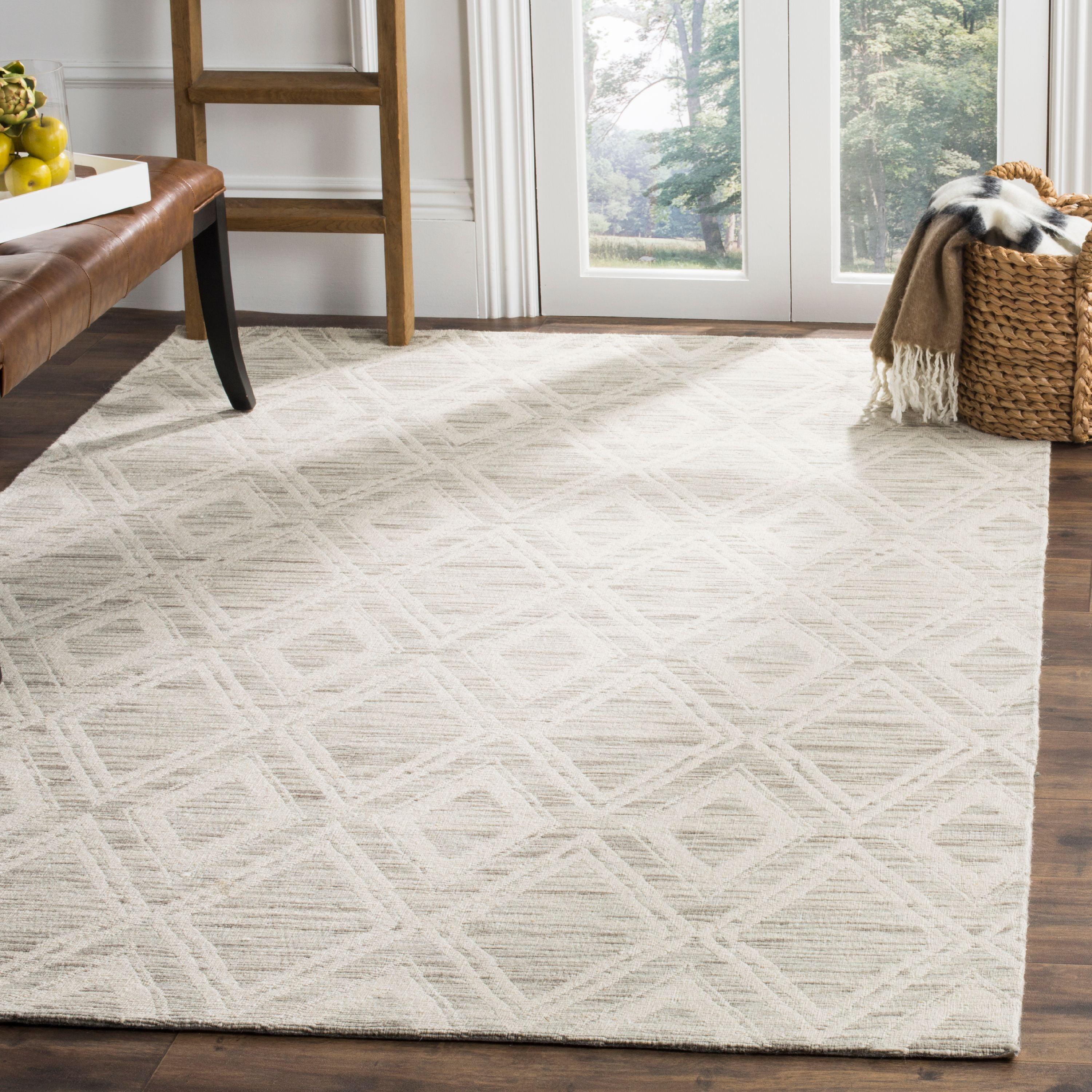 SAFAVIEH Marbella Alicia Geometric Diamonds Wool Area Rug, Light Brown/Ivory, 10' x 14'