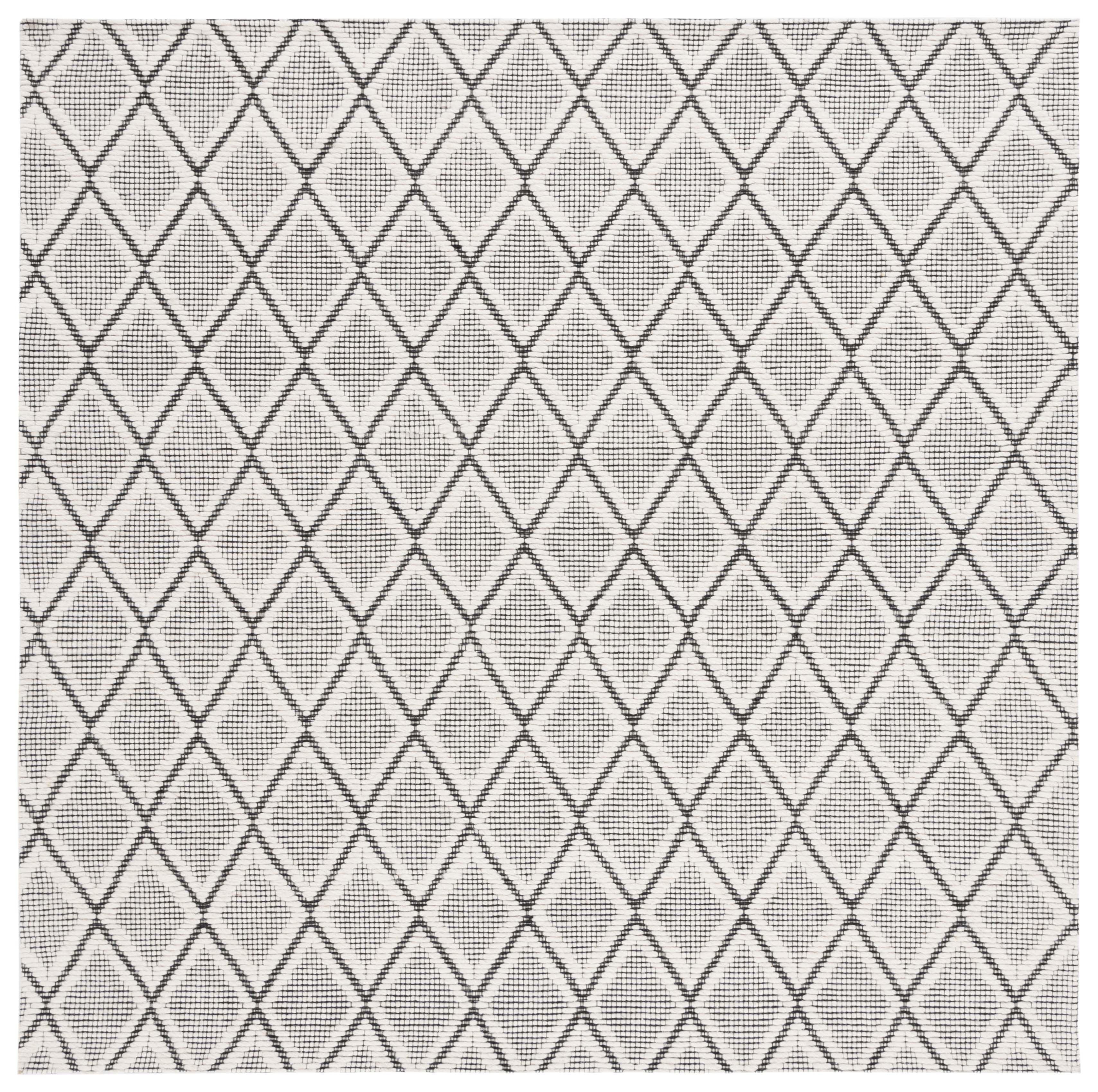 SAFAVIEH Marbella Aniyah Diamond Area Rug, Ivory/Black, 6' x 6' Square