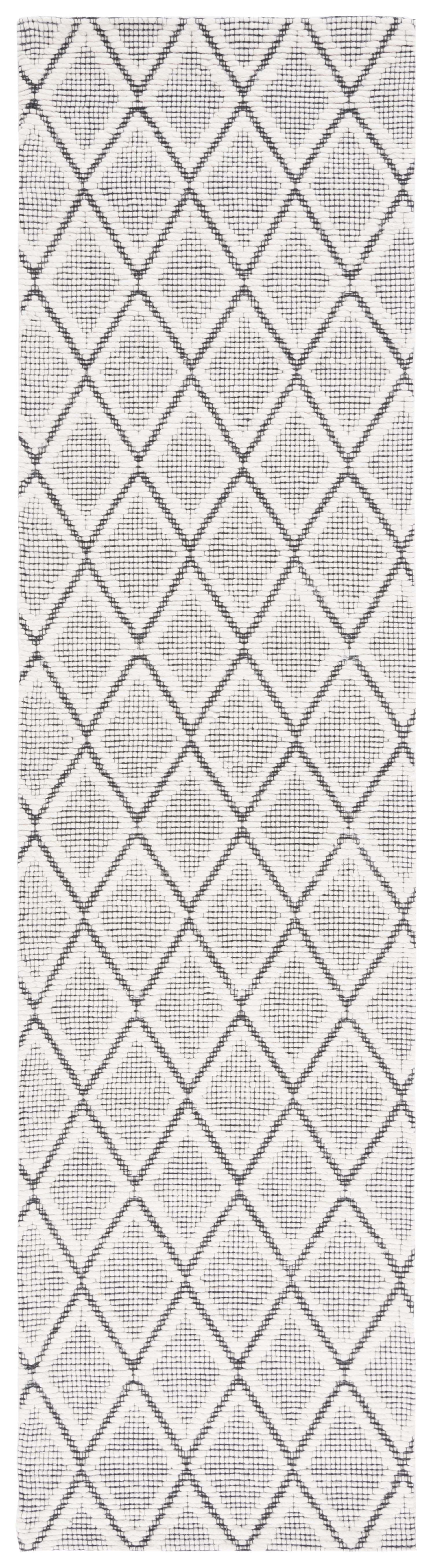 Marbella MRB321 Hand Woven Indoor Runner Rug - Ivory/Black - 2'3"x9' - Safavieh
