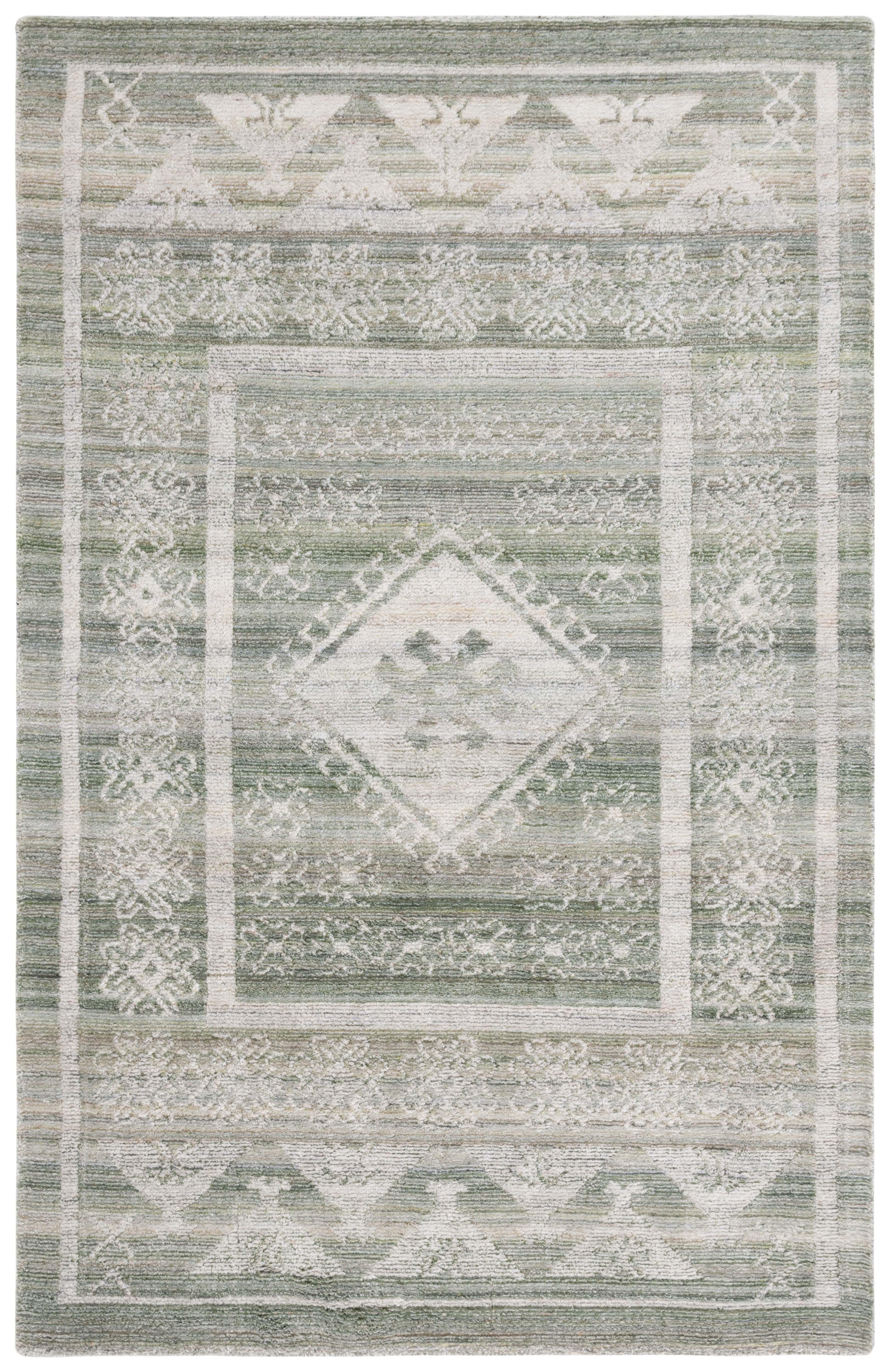 Green Sage Hand-Tufted Wool Medallion 4' x 6' Area Rug