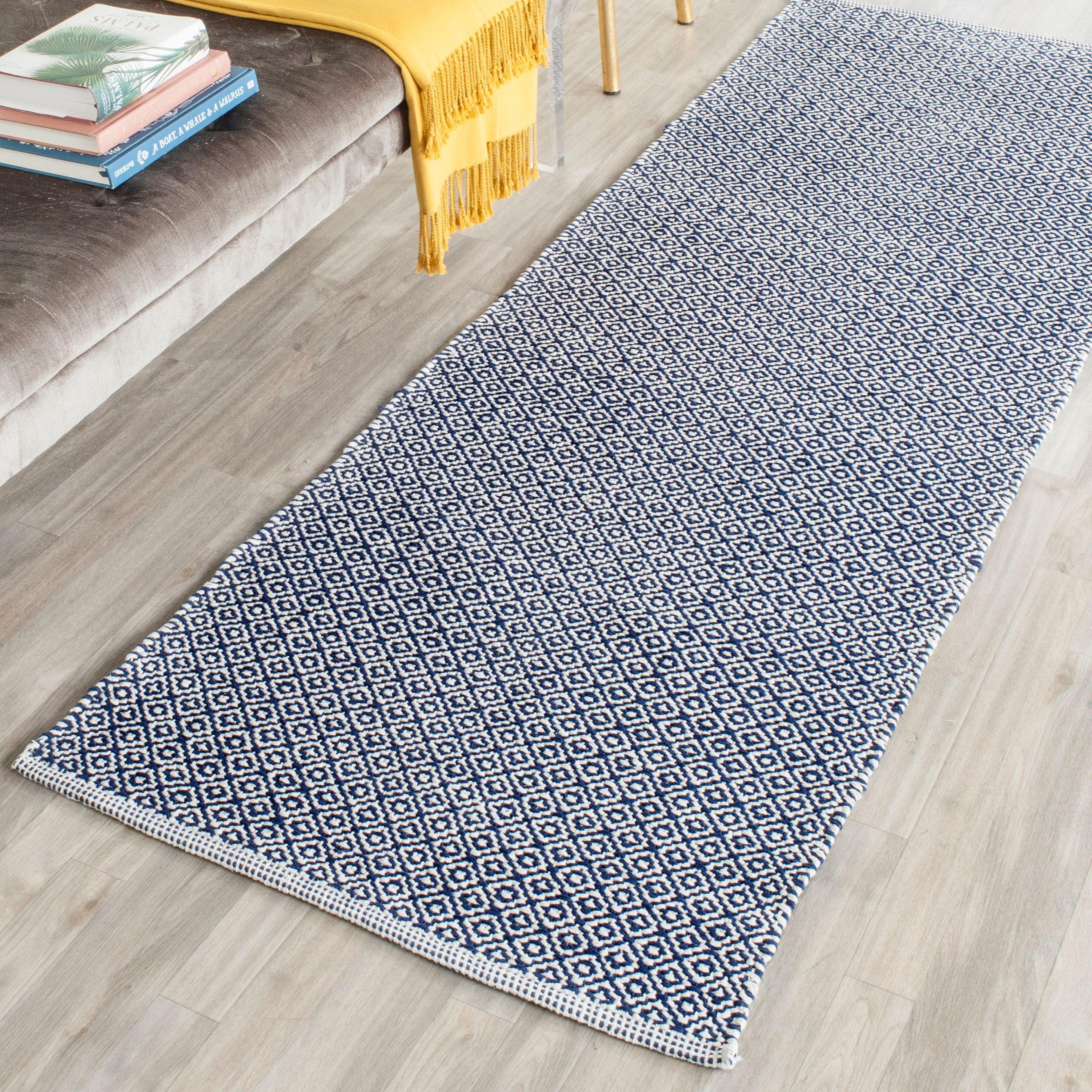 Montauk MTK717 Hand Woven Runner Rug - Ivory/Navy - 2'3"x7' - Safavieh.