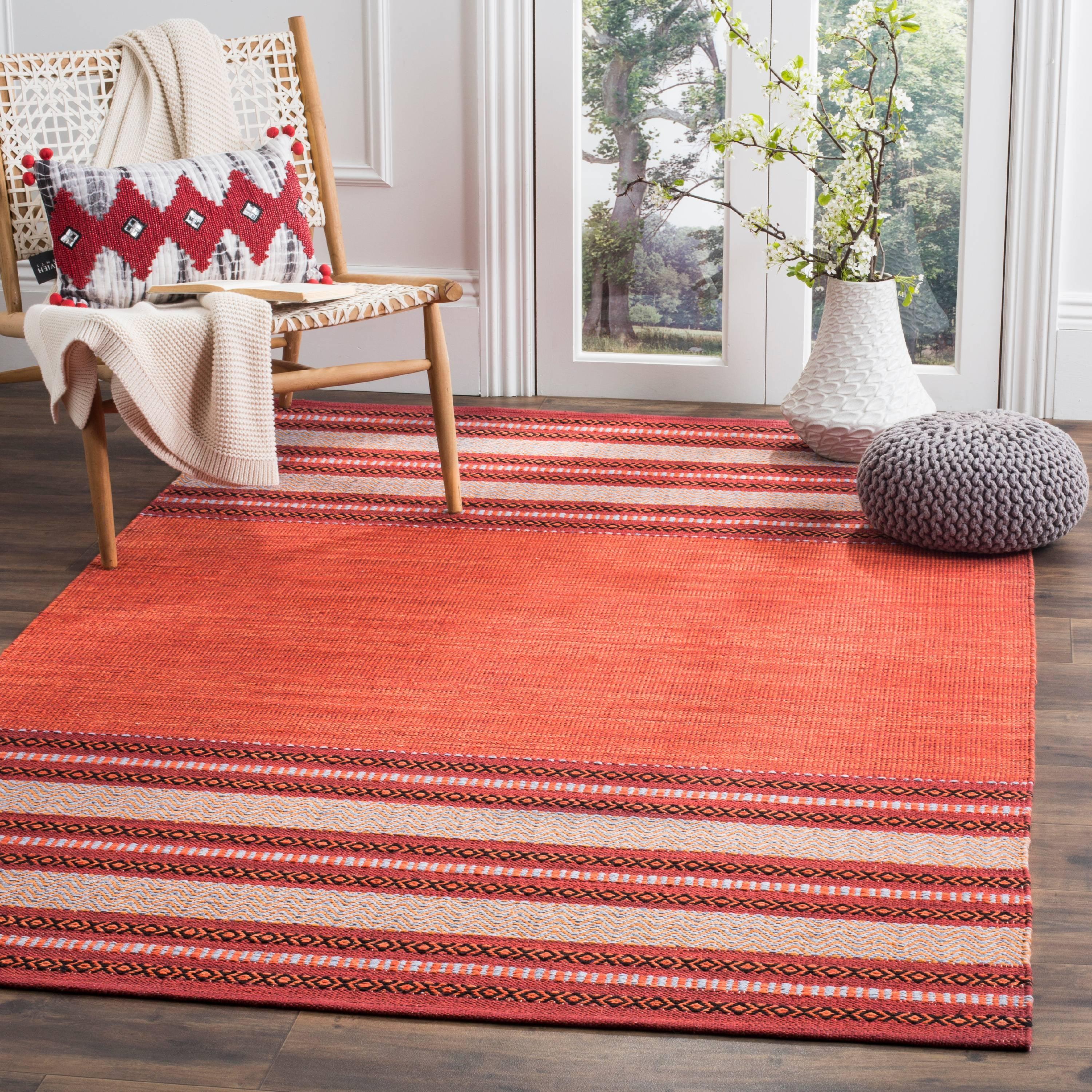 Montauk MTK214 Hand Woven Indoor Accent Rug - Red/Ivory - 2'6"x4' - Safavieh