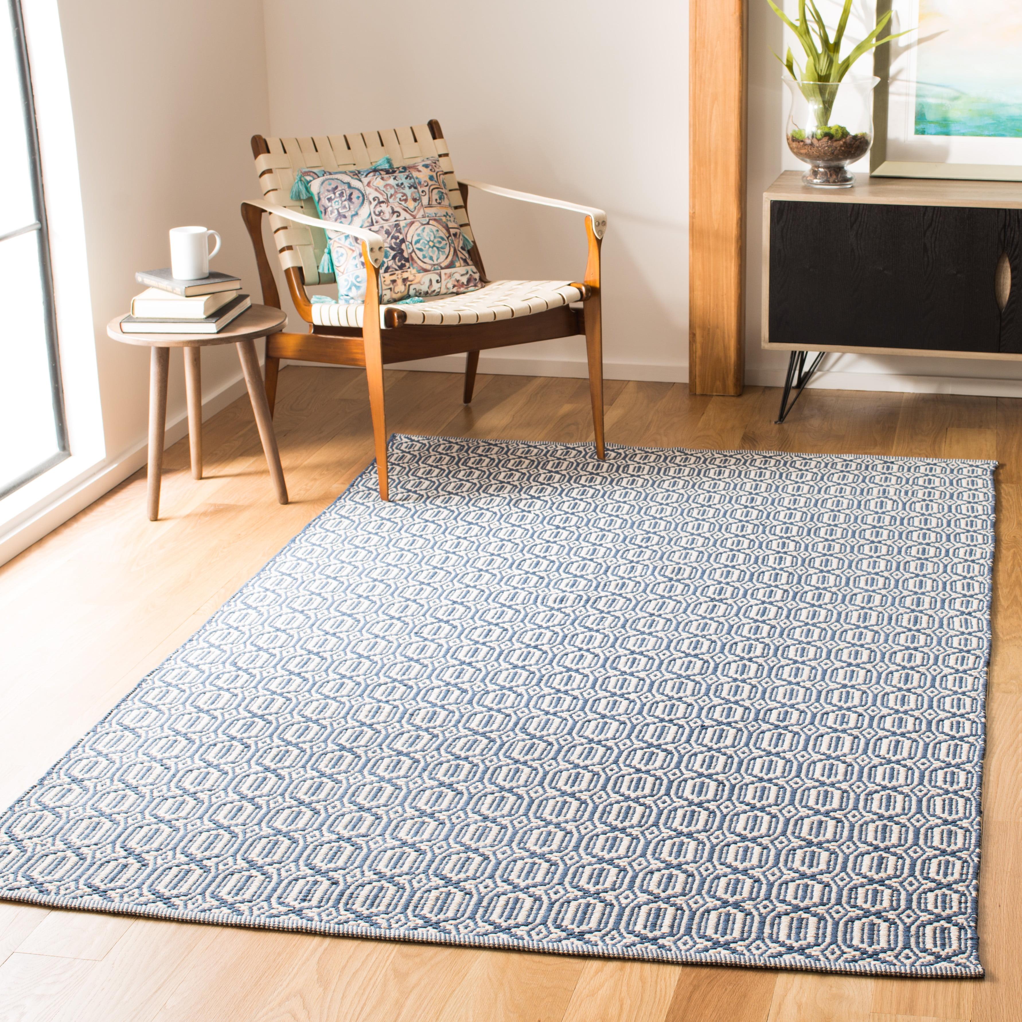 Montauk MTK333 Hand Woven Indoor Area Rug - Ivory/Navy - 4'x6' - Safavieh.