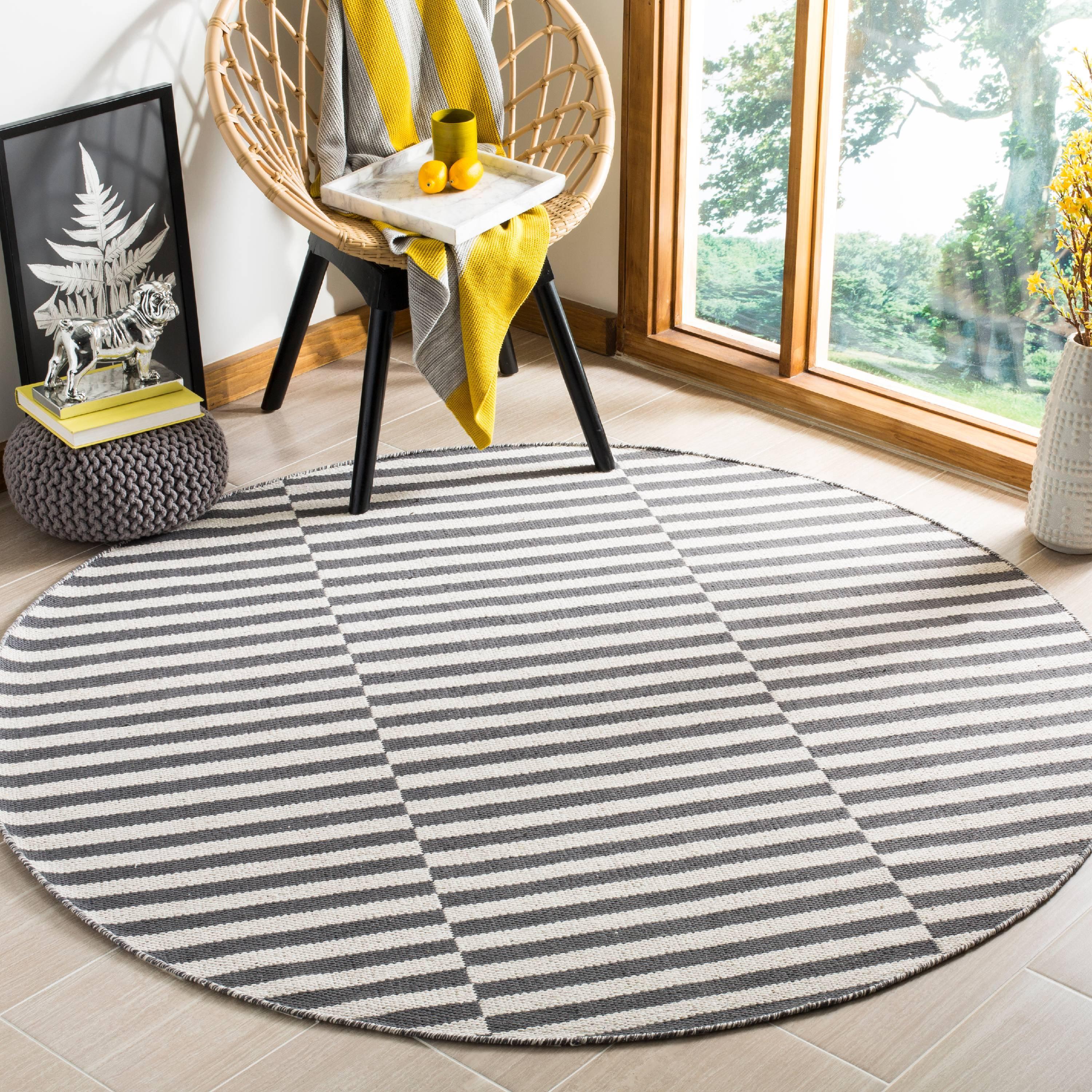 Montauk MTK712 Hand Woven Indoor Area Rug - Grey/Ivory - 6' Round - Safavieh