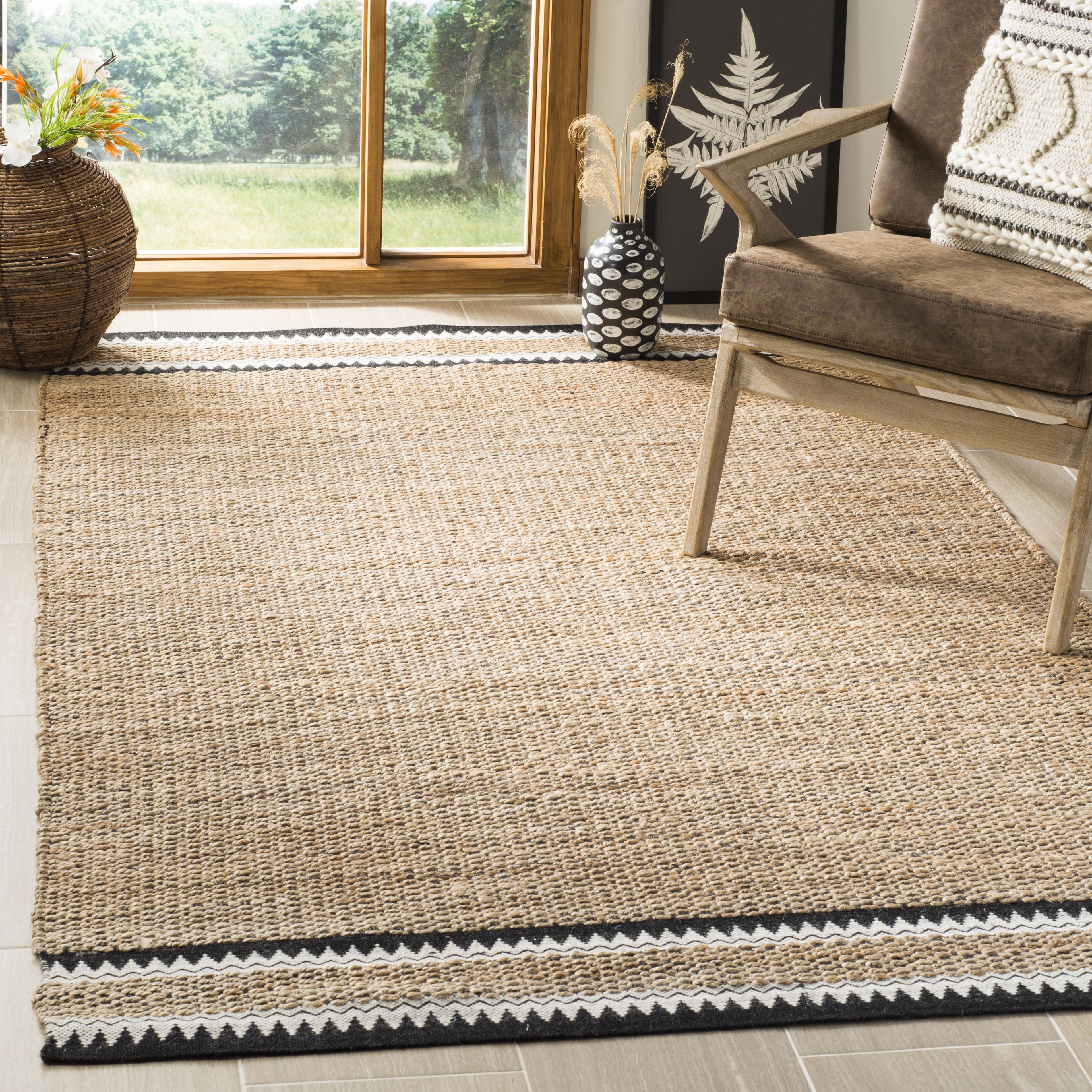 Natural and Black 4' x 6' Handwoven Wool Area Rug