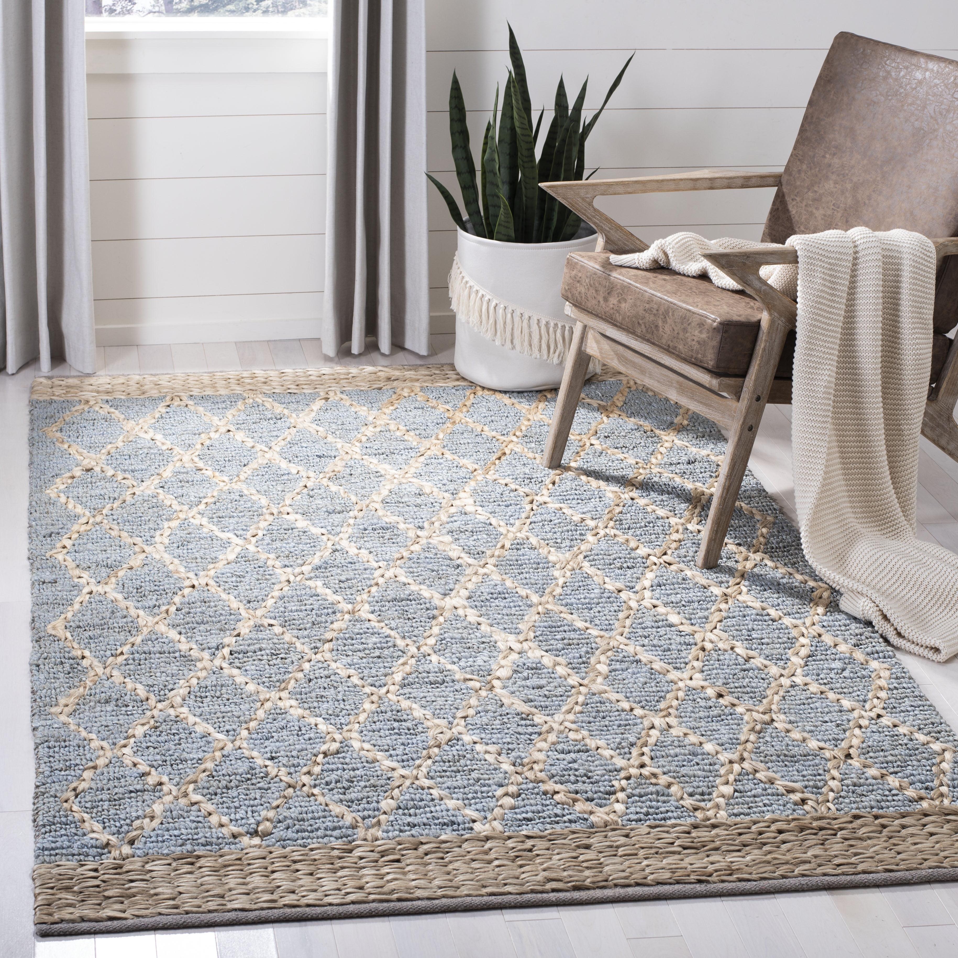 Natural Fiber NF951 Hand Loomed Area Rug  - Safavieh