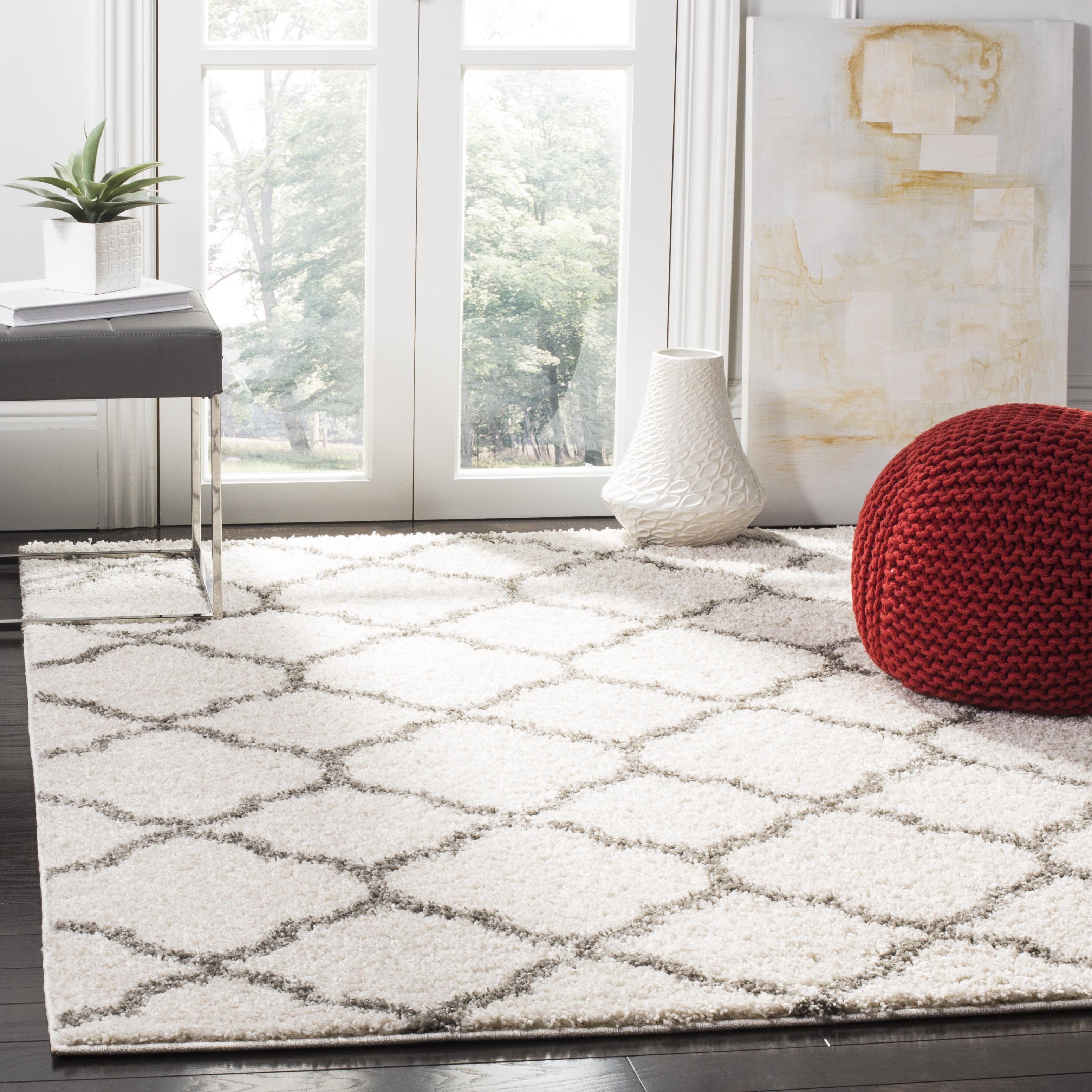 Ivory Elegance 6'7" Square Shag Rug with Geometric Design