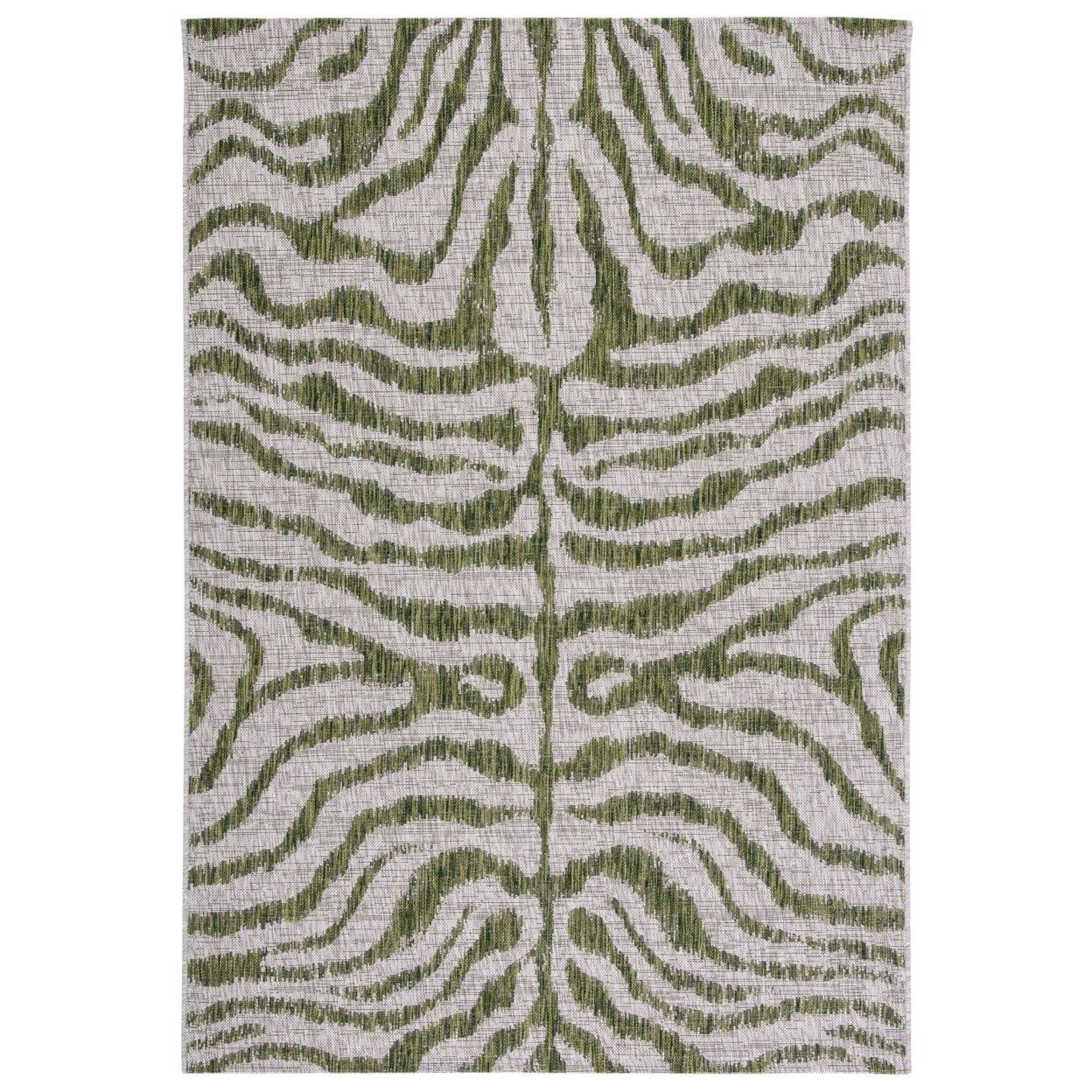 Courtyard Grey and Green 8' x 10' Easy-Care Outdoor Rug