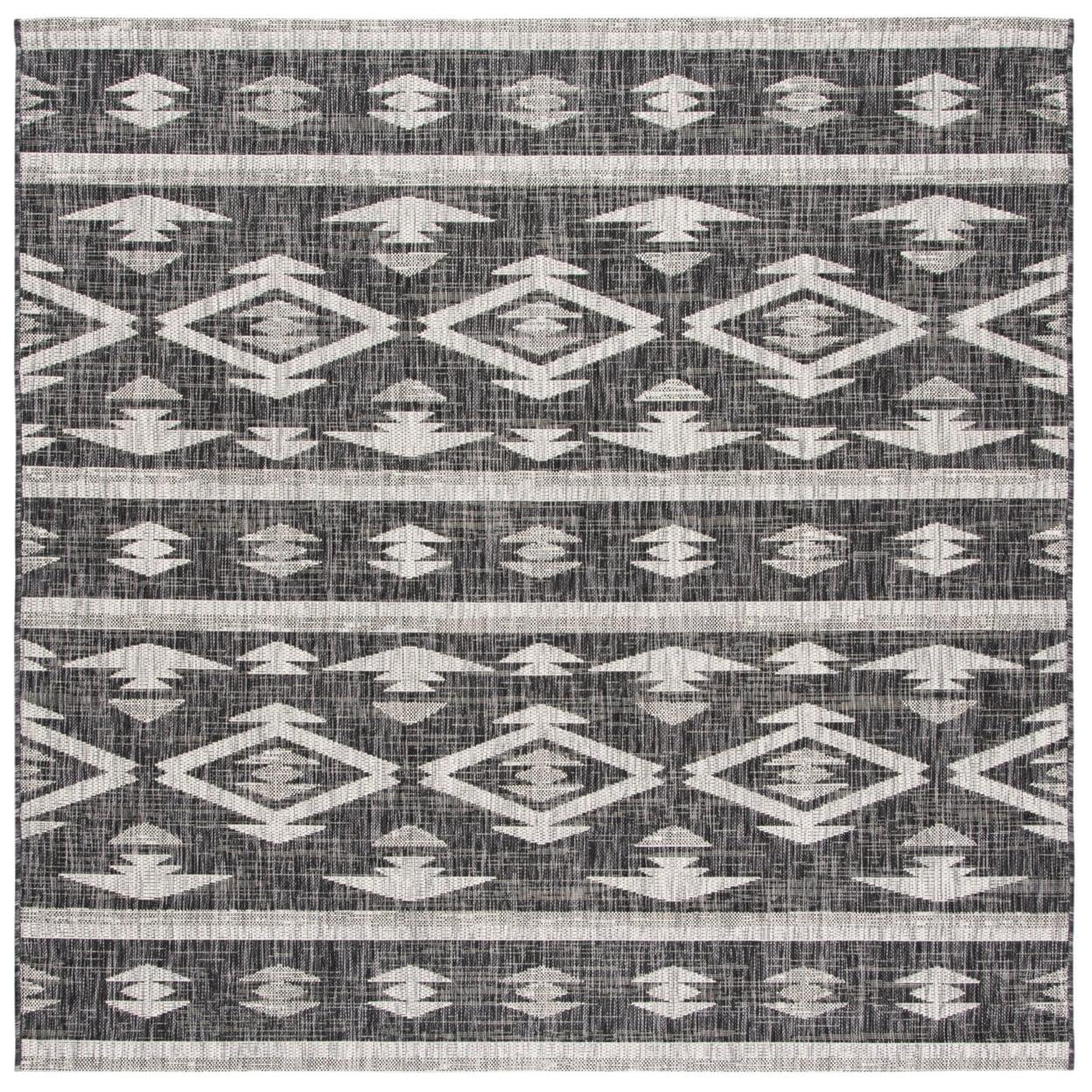 Courtyard CY8863 Power Loomed Indoor/Outdoor Area Rug  - Safavieh