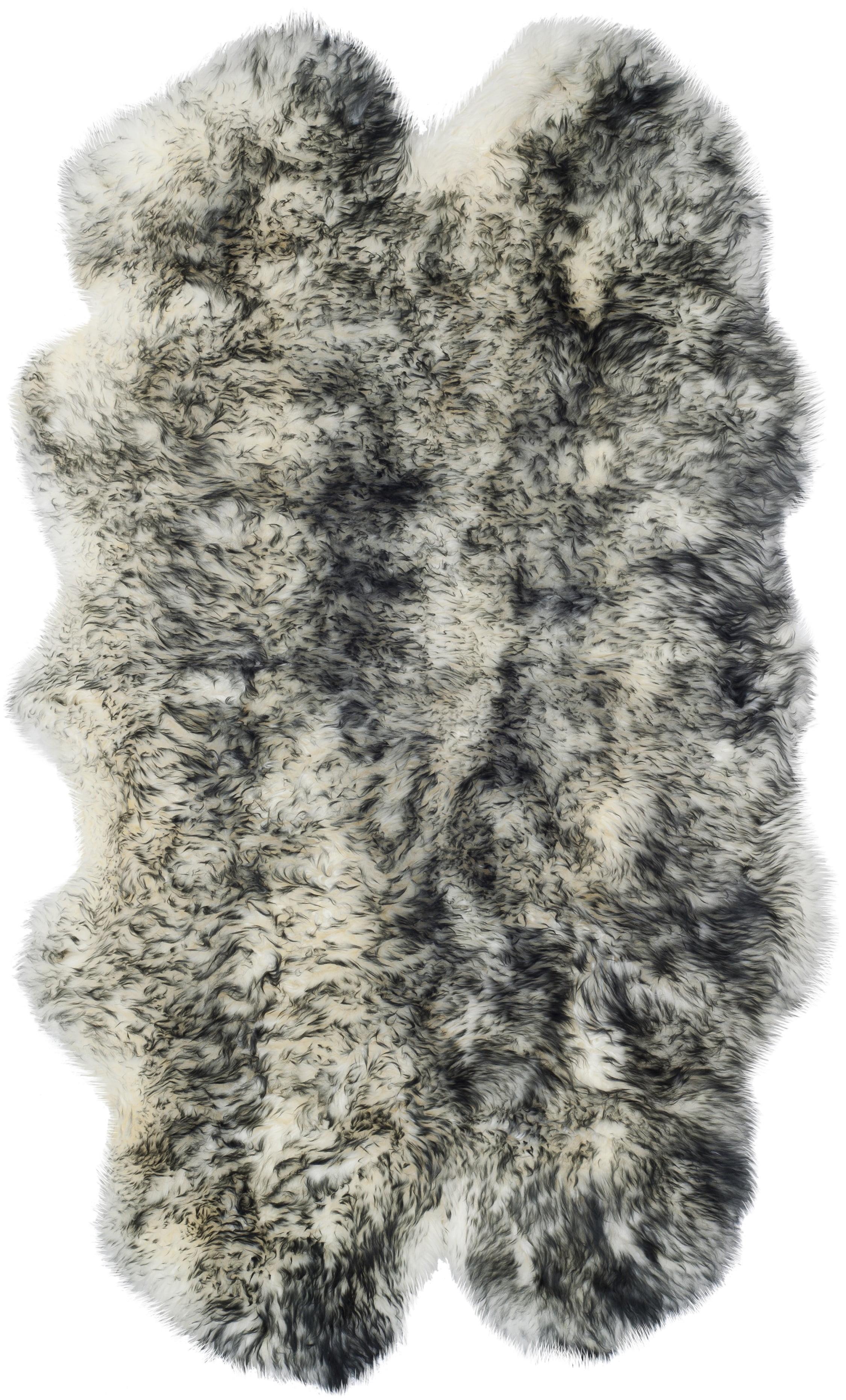 Luxurious Handmade Sheepskin Shag Rug in Ivory/Dark Charcoal, 3'7" x 5'11"