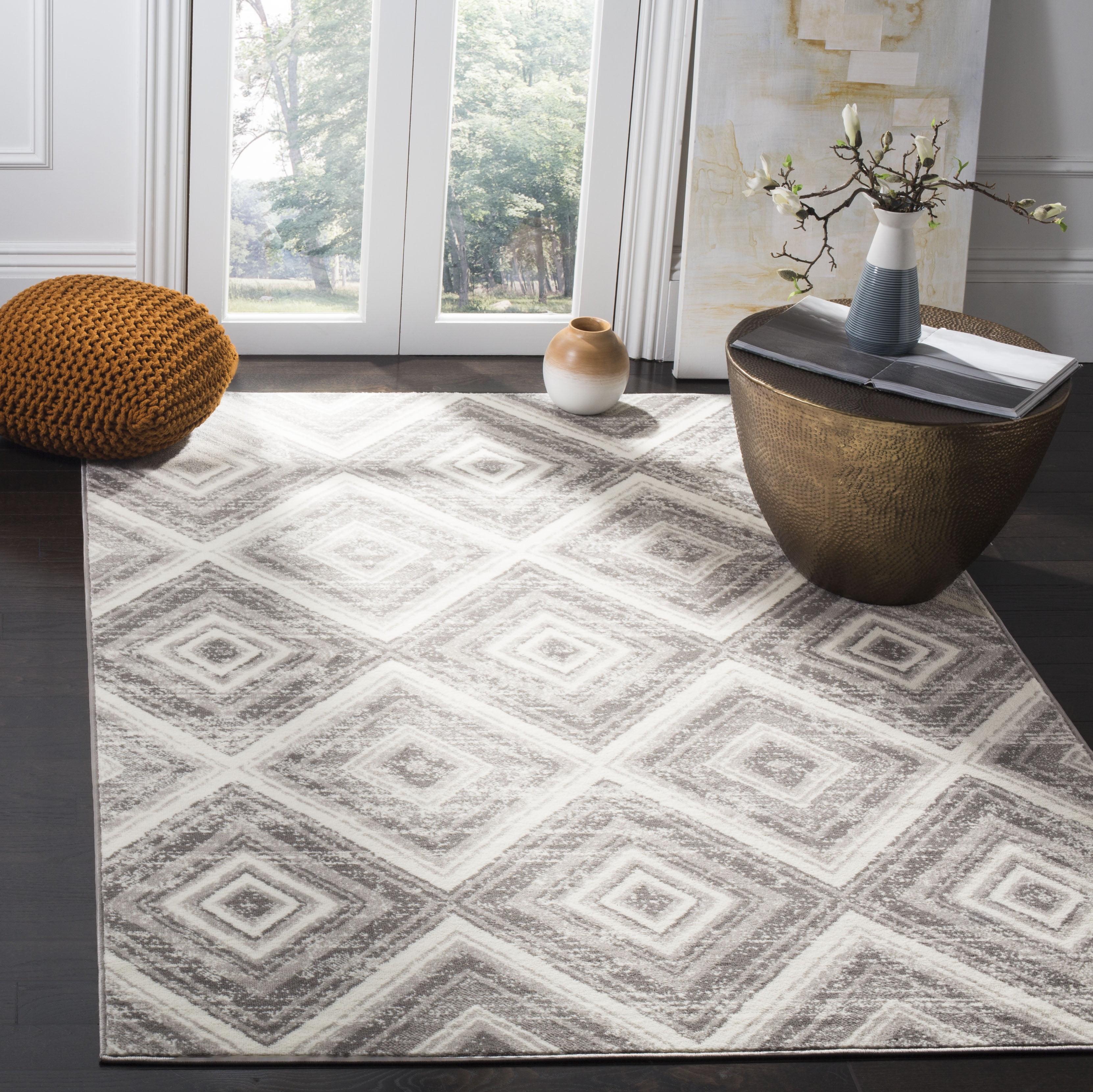 Skyler SKY120 Power Loomed Indoor Area Rug - Grey/Ivory - 4'x6' - Safavieh
