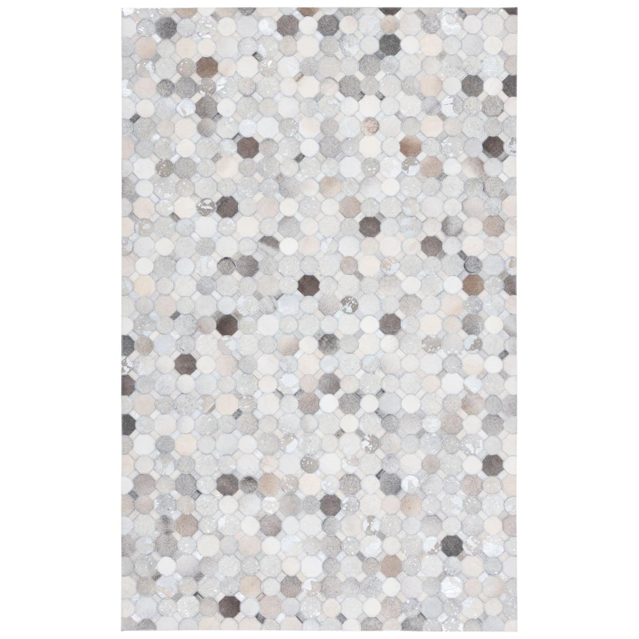 Ivory and Gray Geometric Cowhide Flatweave Rug, 4' x 6'