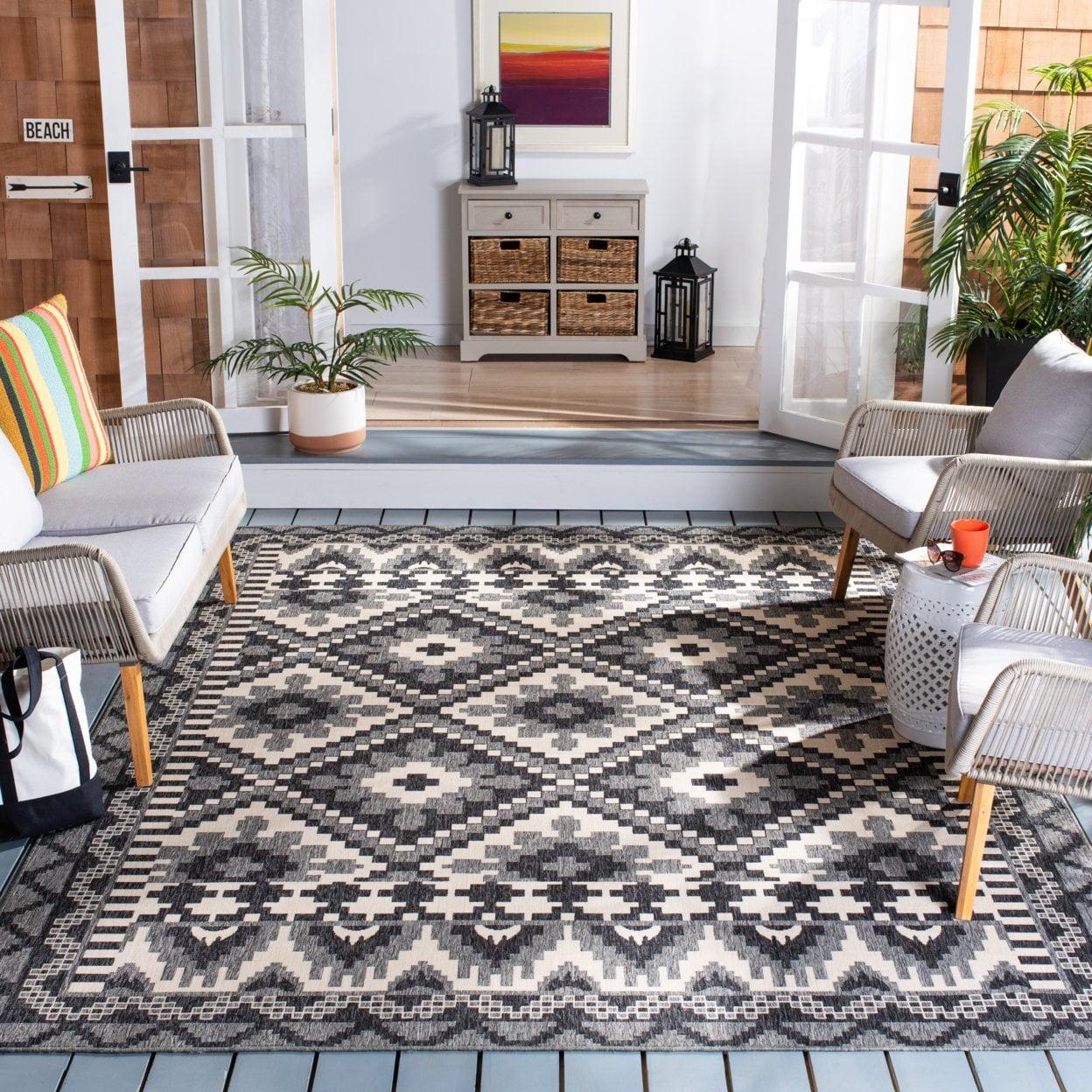 Veranda VER096 Power Loomed Indoor/Outdoor Area Rug  - Safavieh