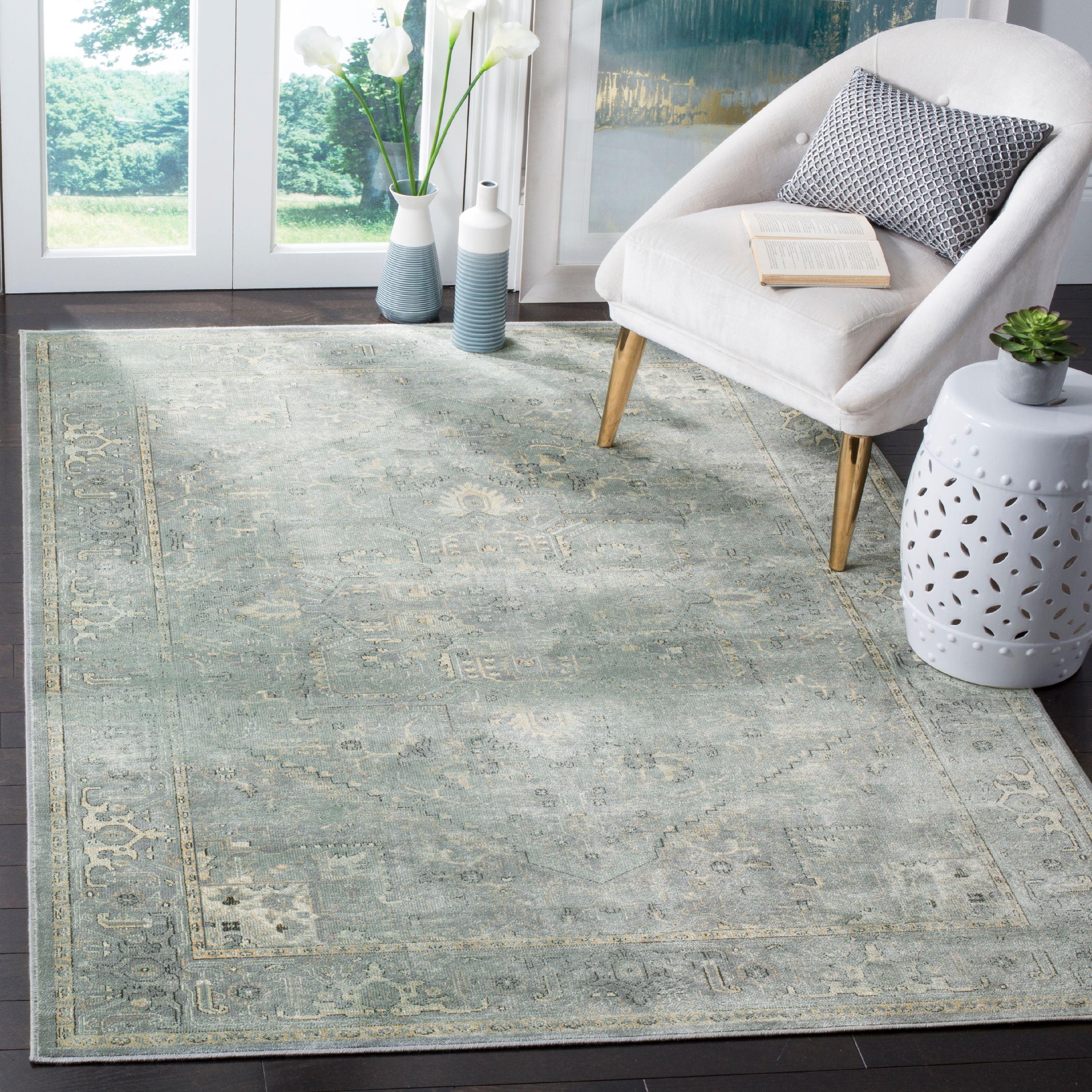 Hand-Knotted Gray Viscose 5' x 7' Reversible Area Rug