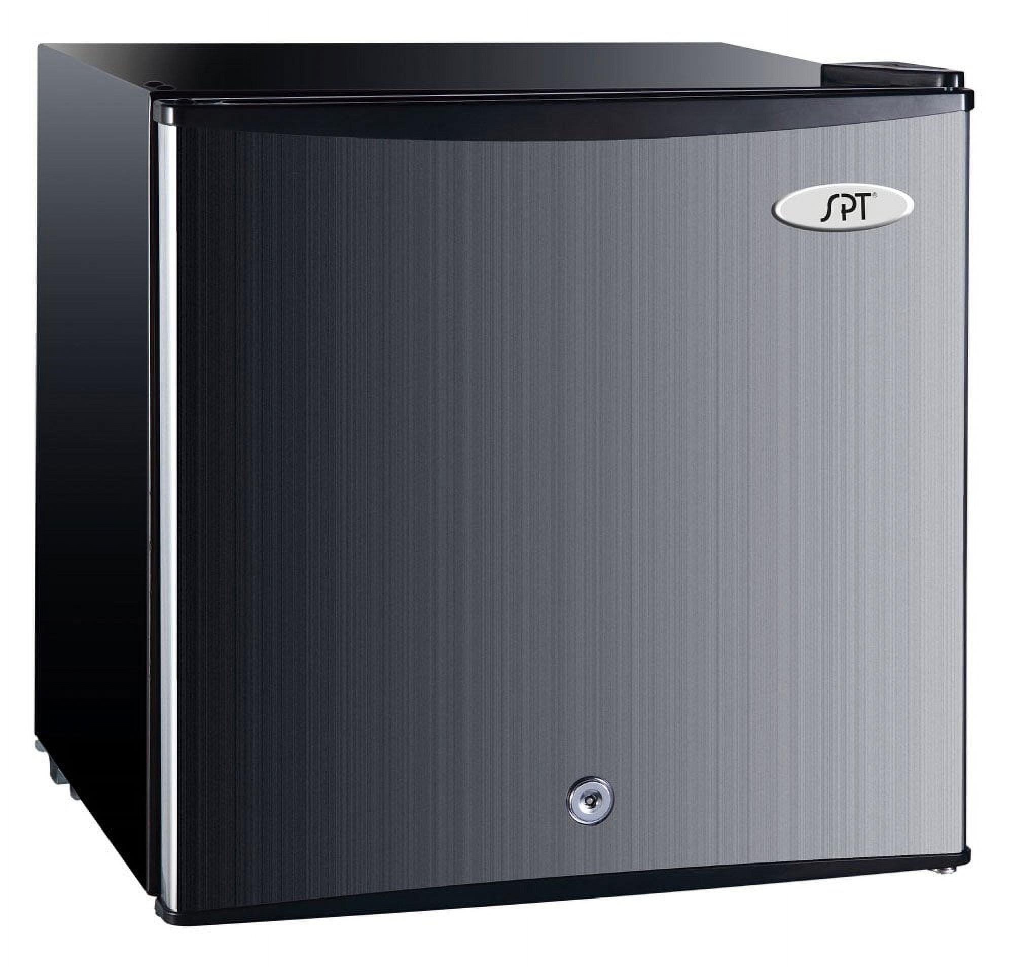 Sunpentown 1.1 Cu. Ft. Standard Upright Freezer, Black