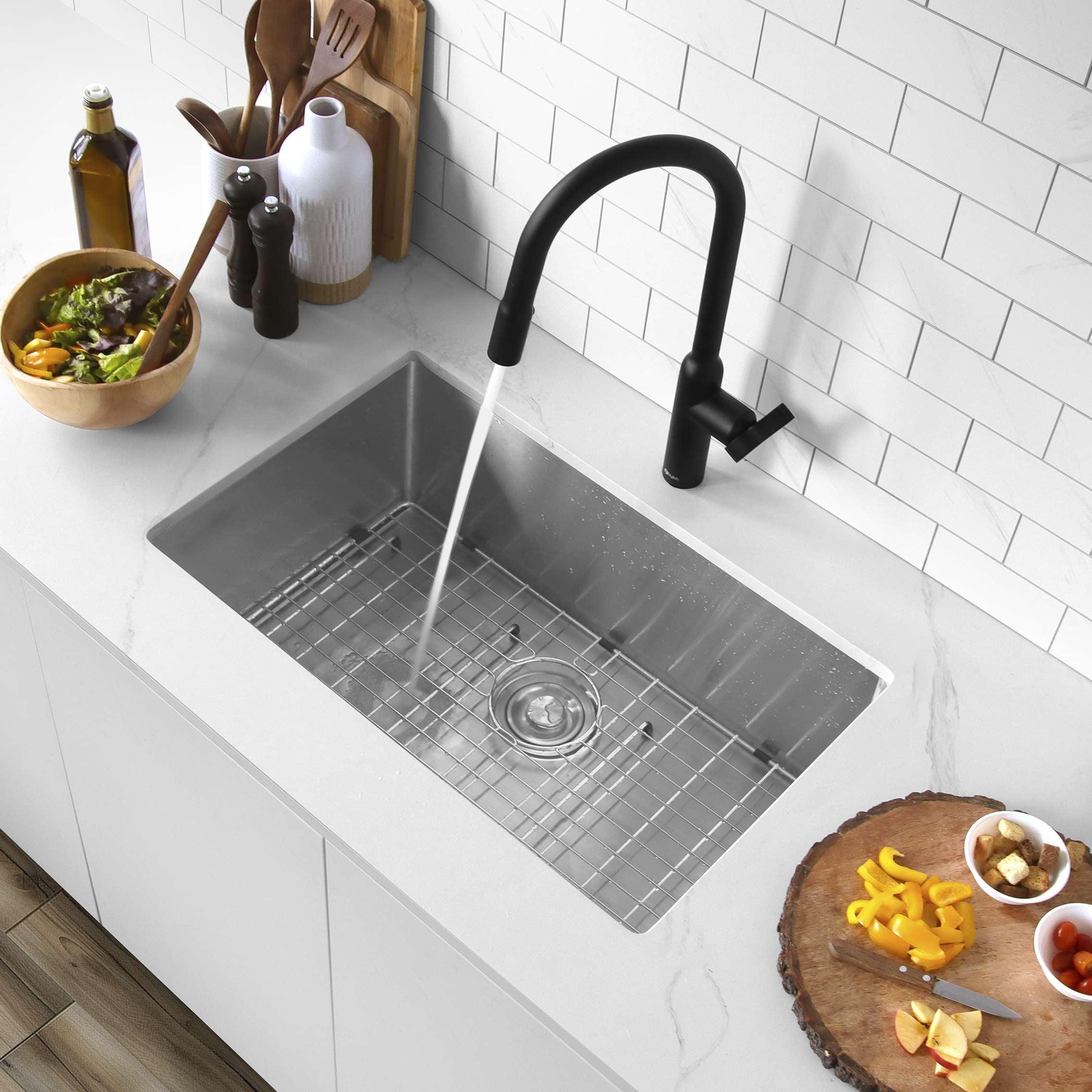 Stylish 28" Brushed Stainless Steel Single Bowl Kitchen Sink