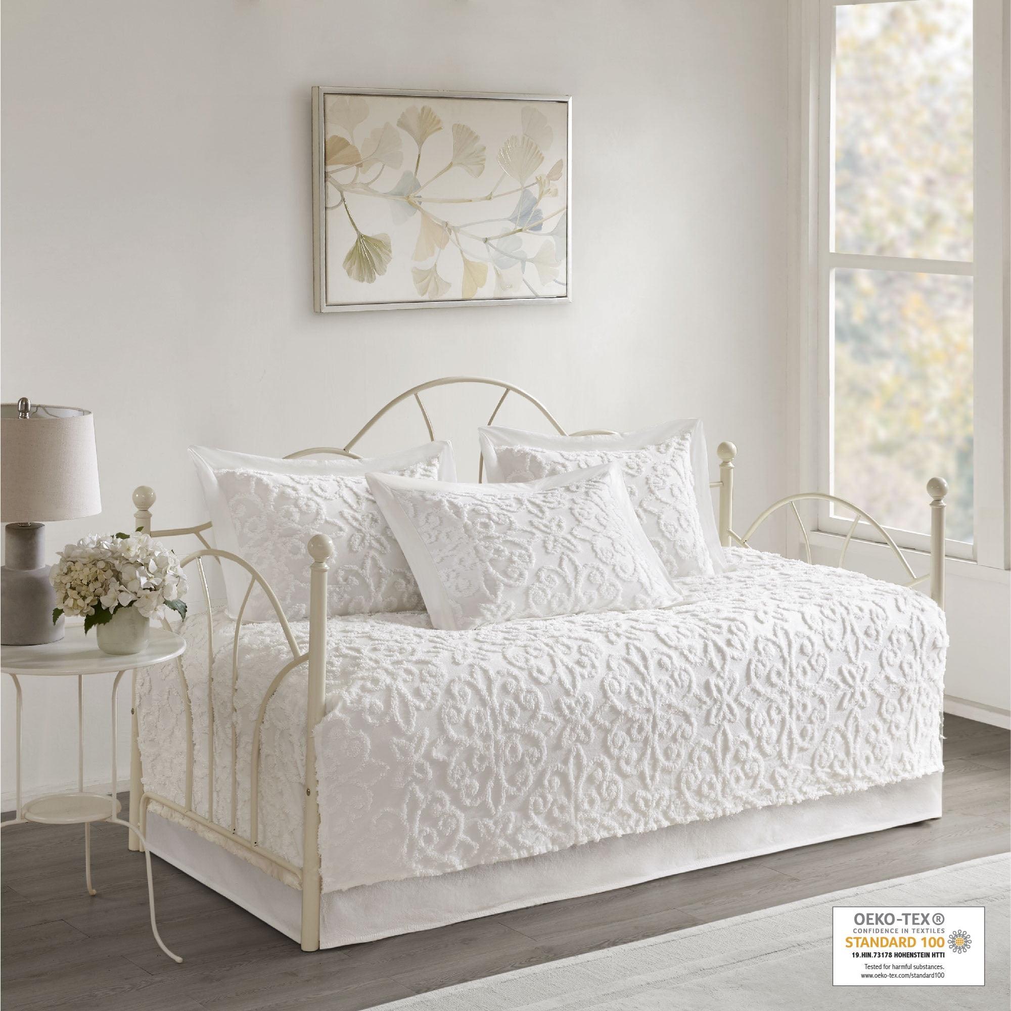 Bright White Medallion Cotton Chenille Cozy Daybed Set, 5 Piece