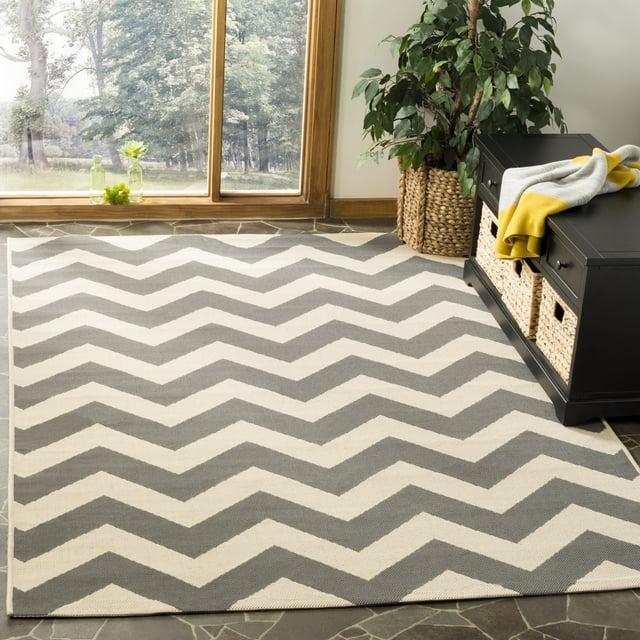 Courtyard CY6244 Power Loomed Indoor and Outdoor Area Rug - Grey/Beige - 5'3"x7'7" - Safavieh