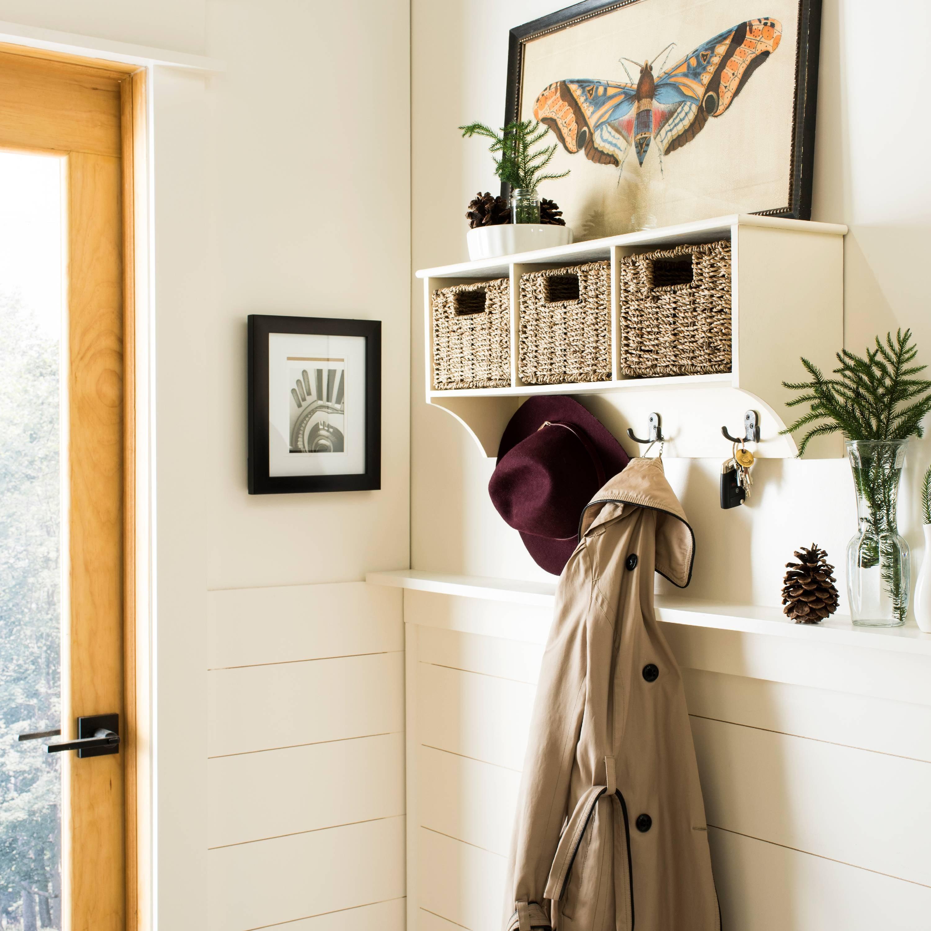 Finley Hanging 3 Basket Wall Rack - White - Safavieh