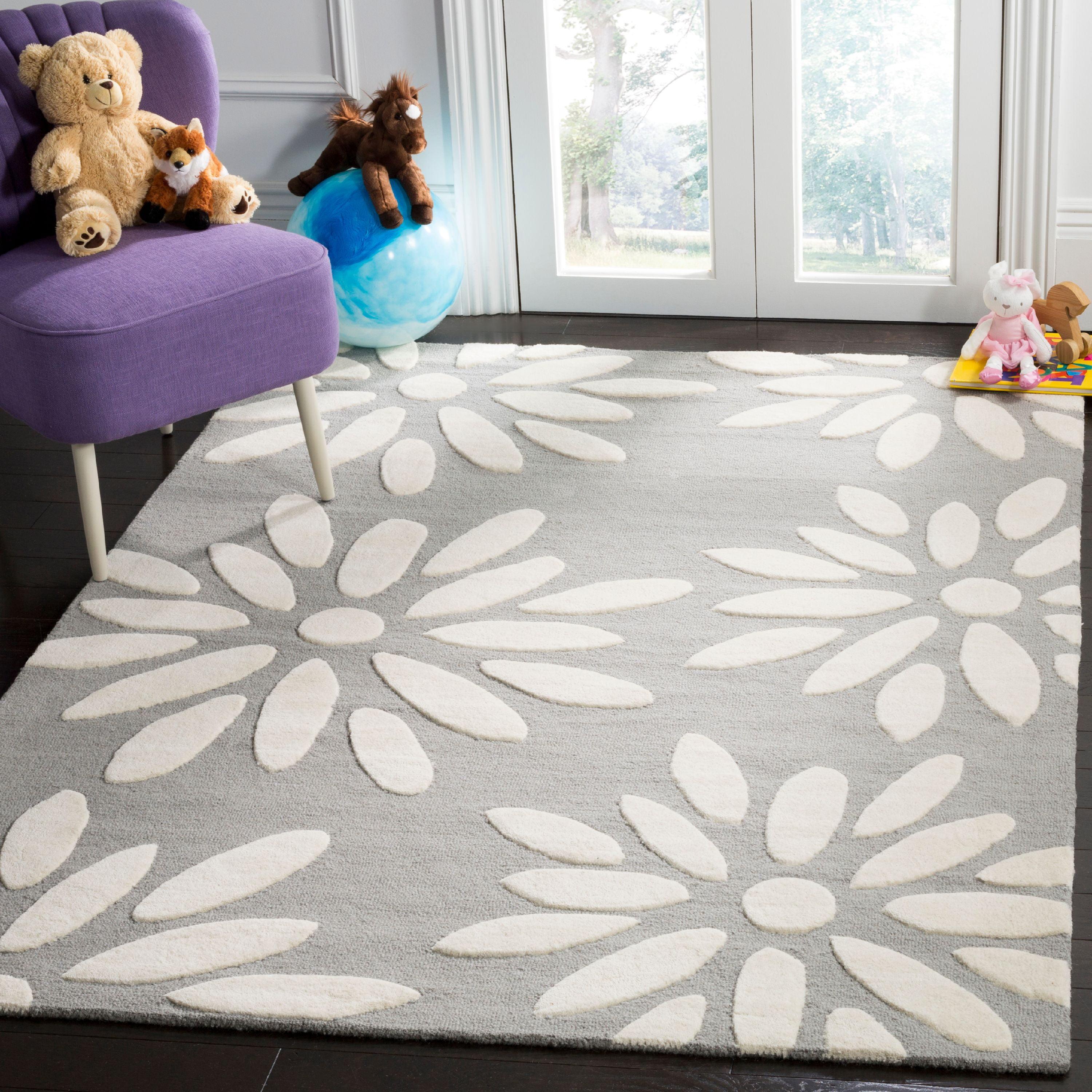 Safavieh Kids Daisy SFK914 Hand Tufted Indoor Area Rug - Grey/Ivory - 5'x5' - Safavieh