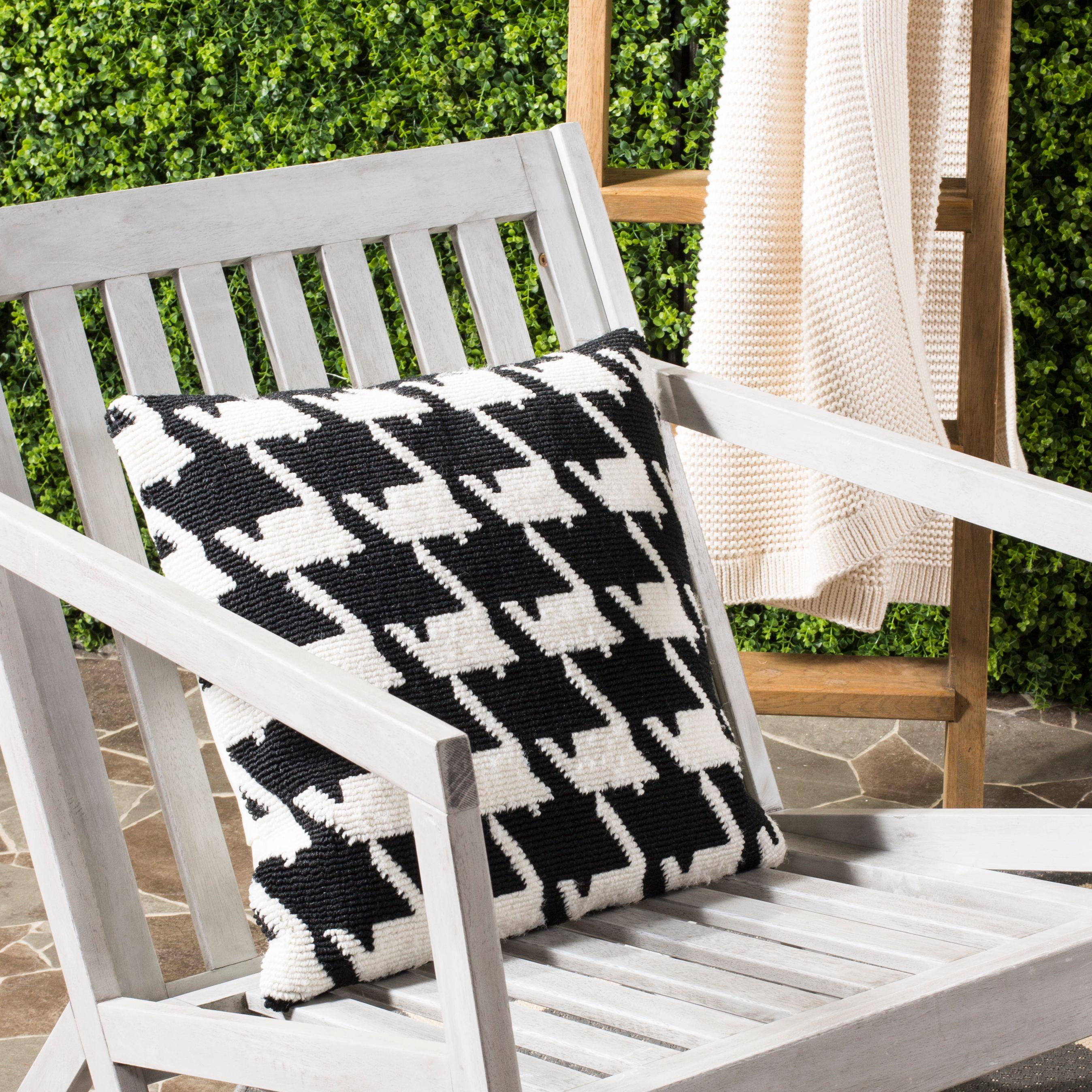 Hanne Black and White Houndstooth 20" Indoor/Outdoor Pillow