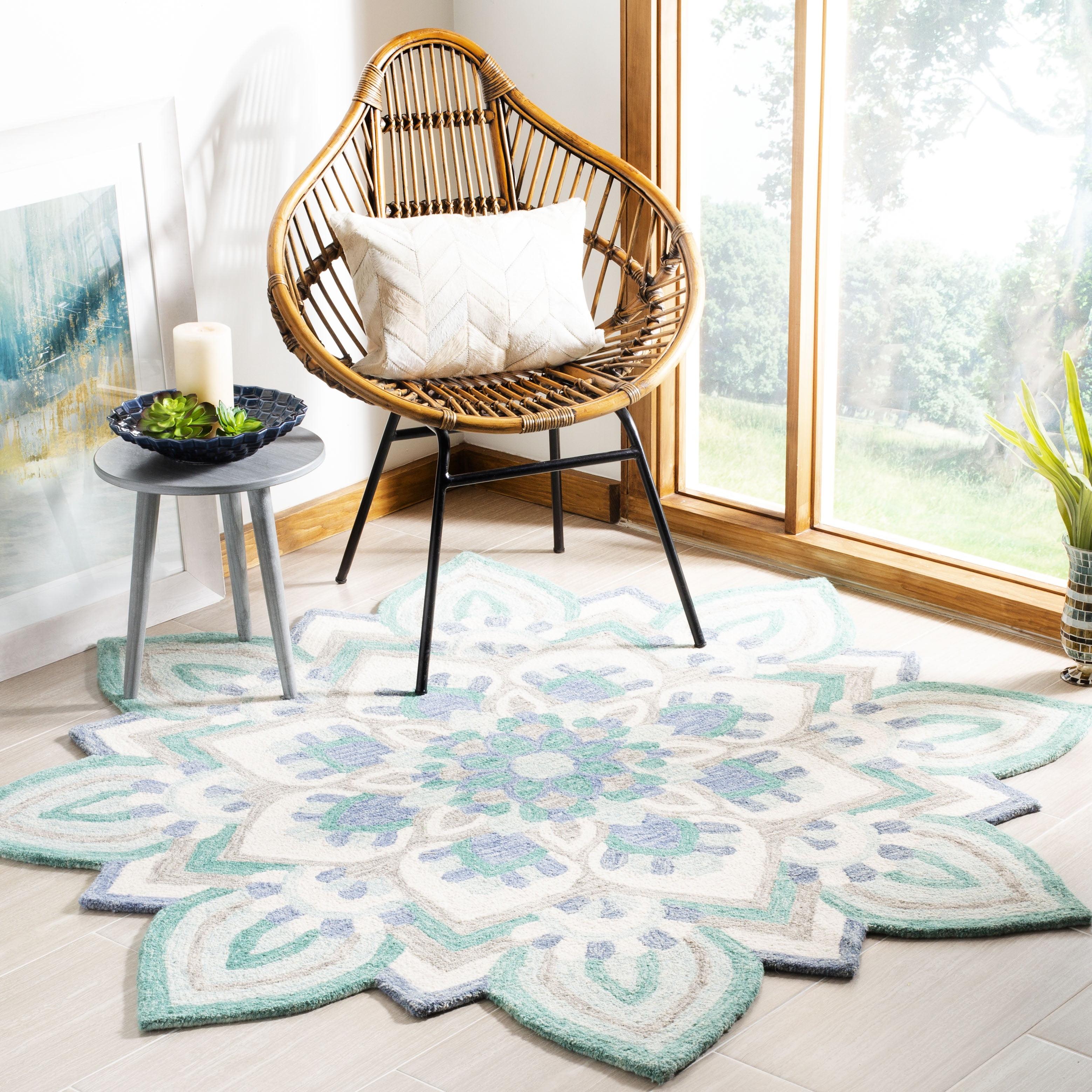 Handmade Blue and Ivory Tufted Wool Round Rug