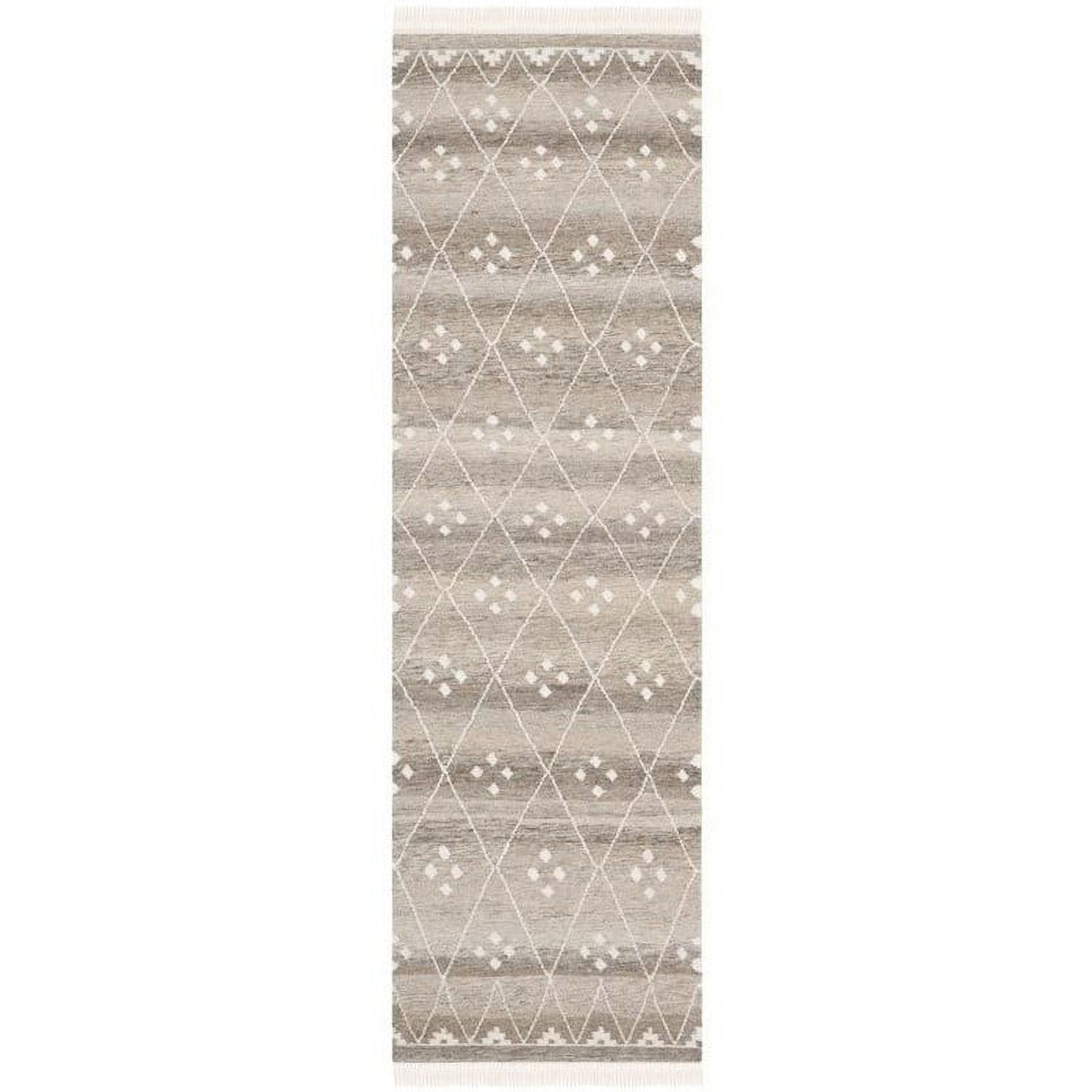 Natural Kilim NKM316 Hand Woven Runner Rug - Natural/Ivory - 2'3"x6' - Safavieh.