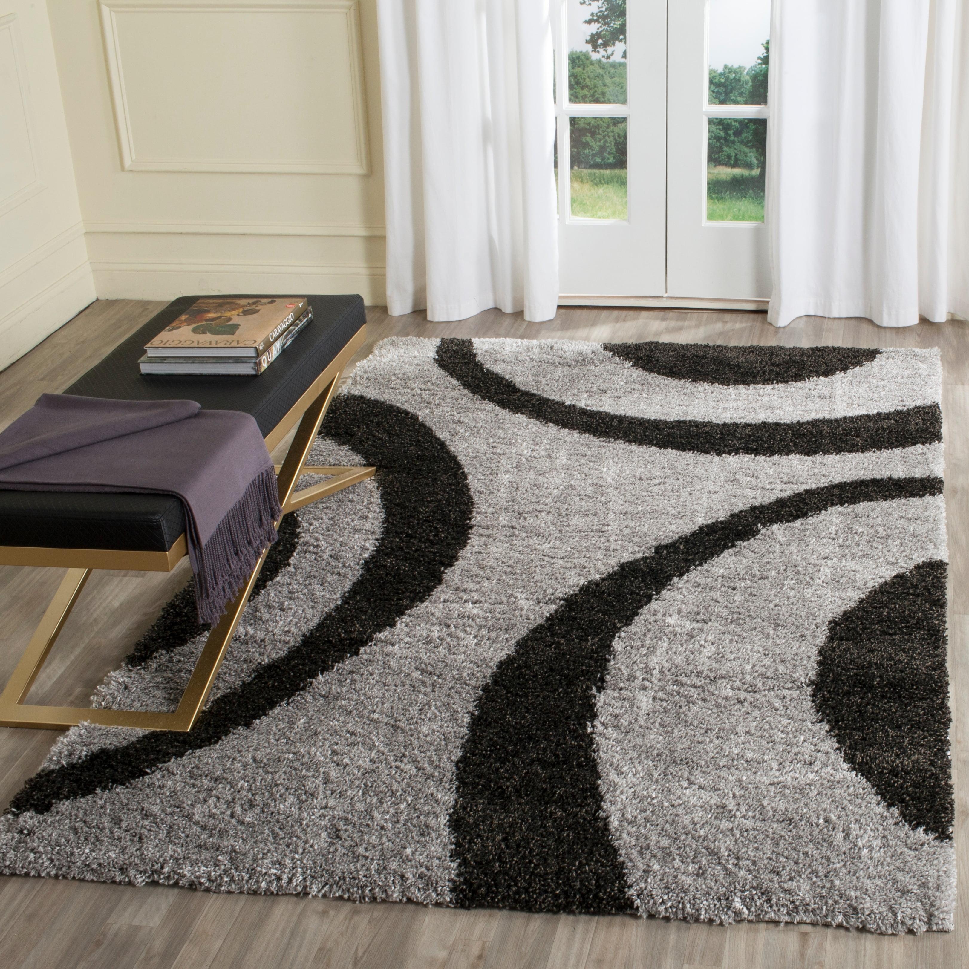 Luxurious Grey and Black Hand-Knotted Shag Area Rug 4' x 6'