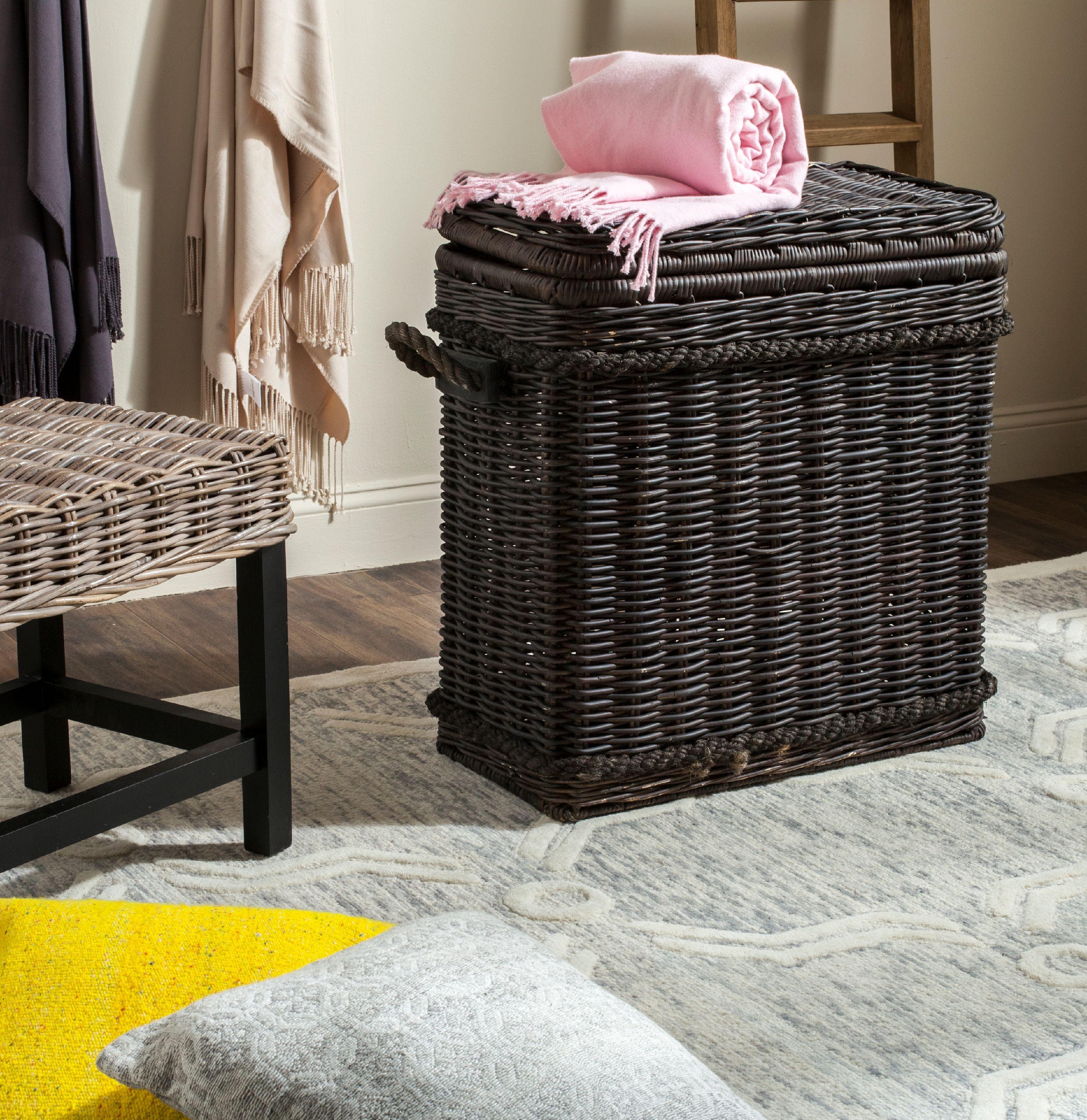 Sidonie Wicker Hamper - Safavieh