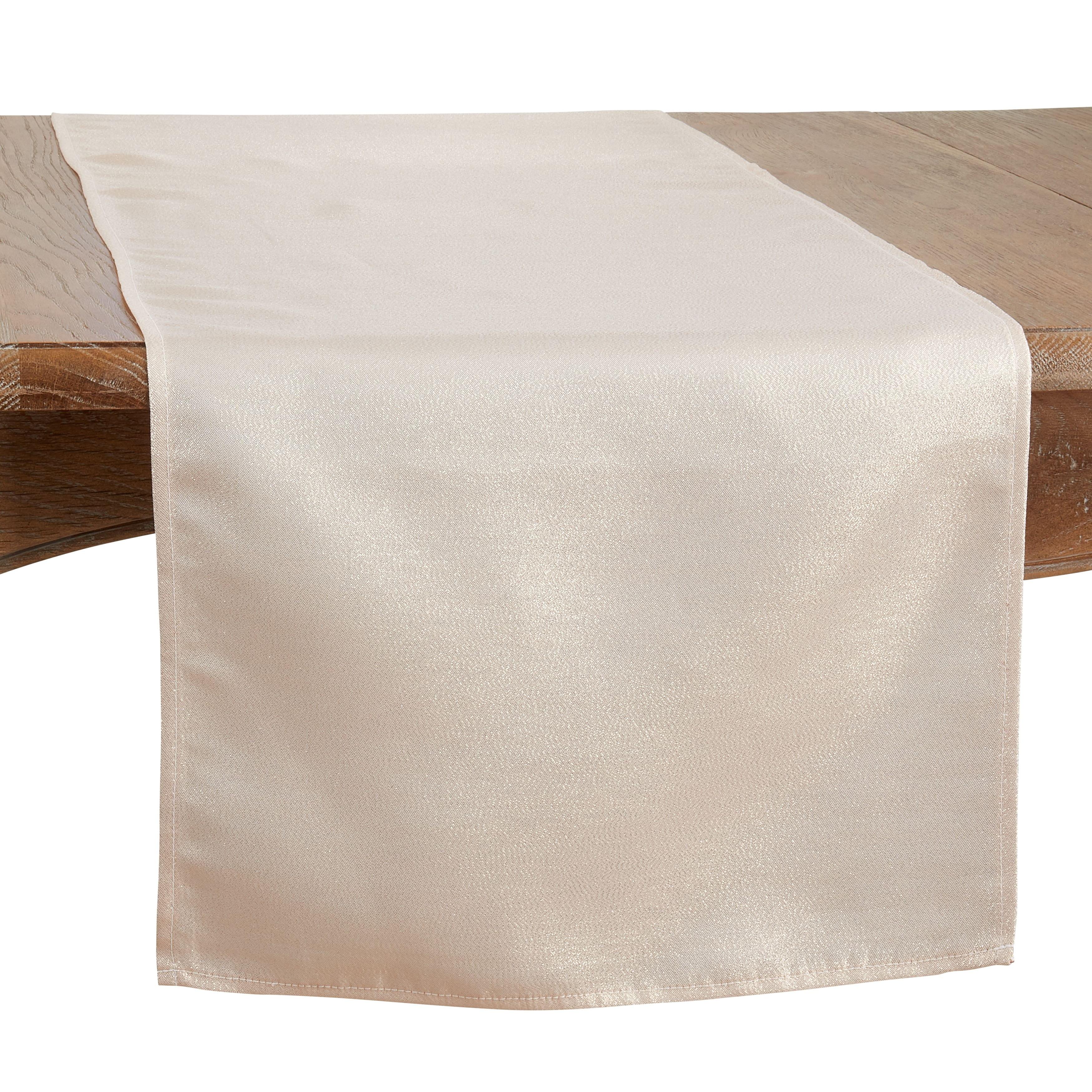 Runner_Table Runner With Shimmering Design