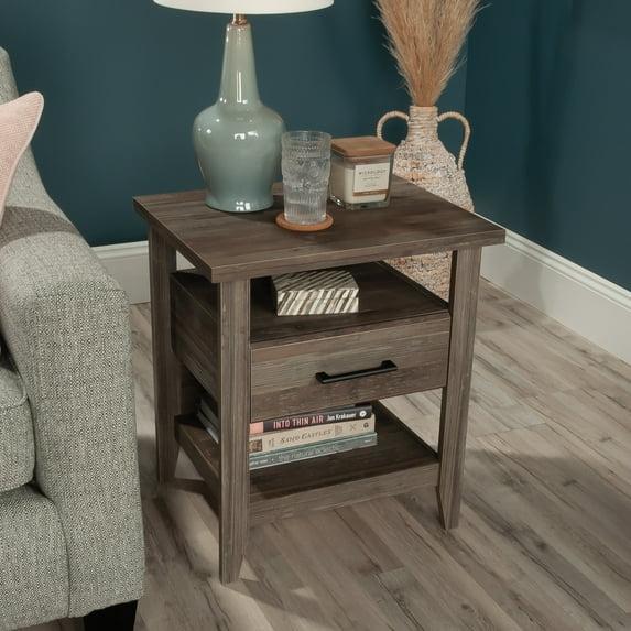 Carlyn 21.25'' W Nightstand