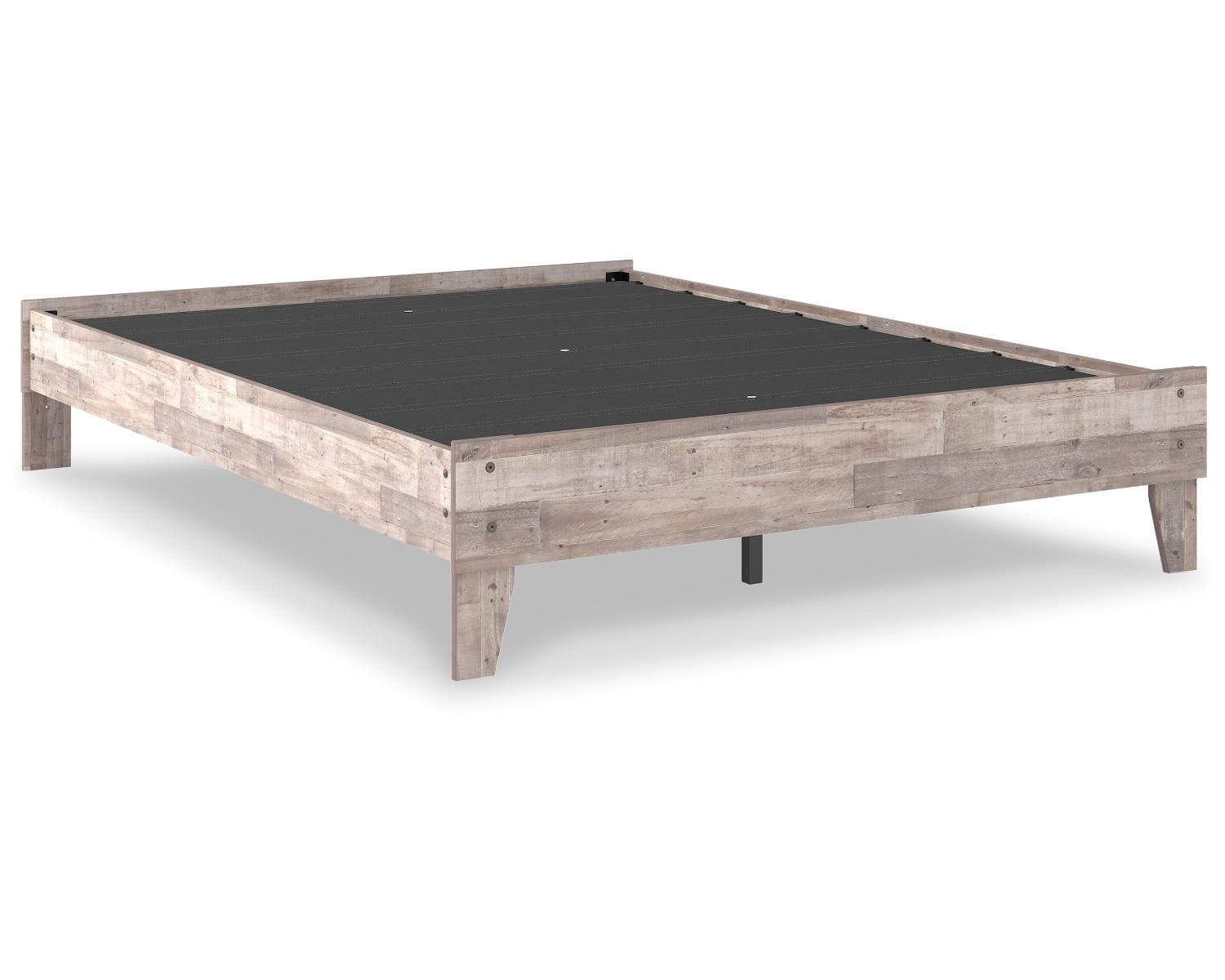 Signature Design by Ashley Queen Neillsville Platform Bed Whitewash: Beach Chic Urban Style, Pine Grain, No Box Spring Needed