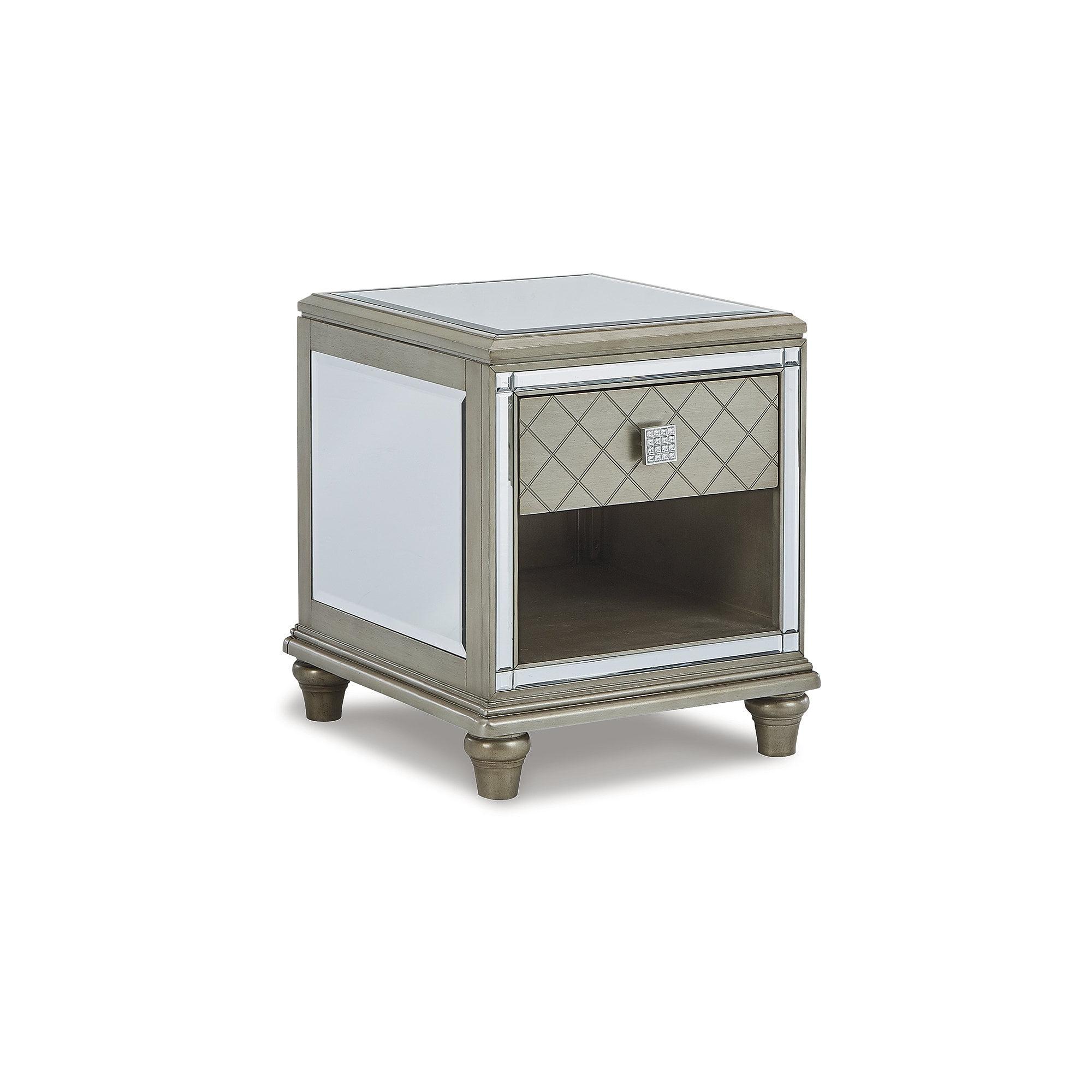 Contemporary Chevanna Silver Mirrored Rectangular End Table