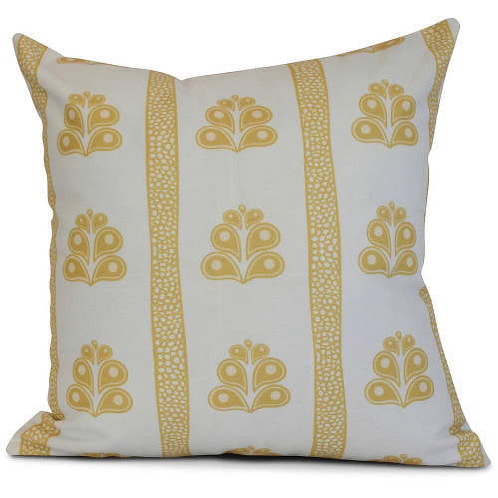 e by design Upscale Getaway Geometric Indoor/Outdoor Reversible Throw Pillow