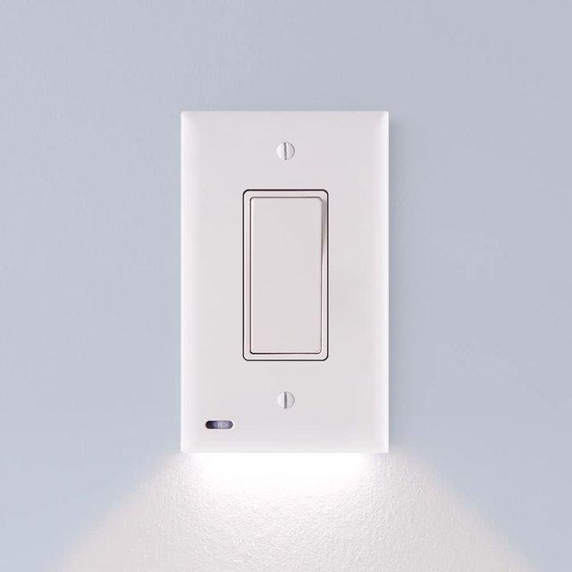 Single - SnapPower SwitchLight - LED Night Light - for Single-Pole Light Switches - Light Switch Plate with LED Night Lights - Adjust Brightness - Auto On/Off Sensor - (Rocker, White)