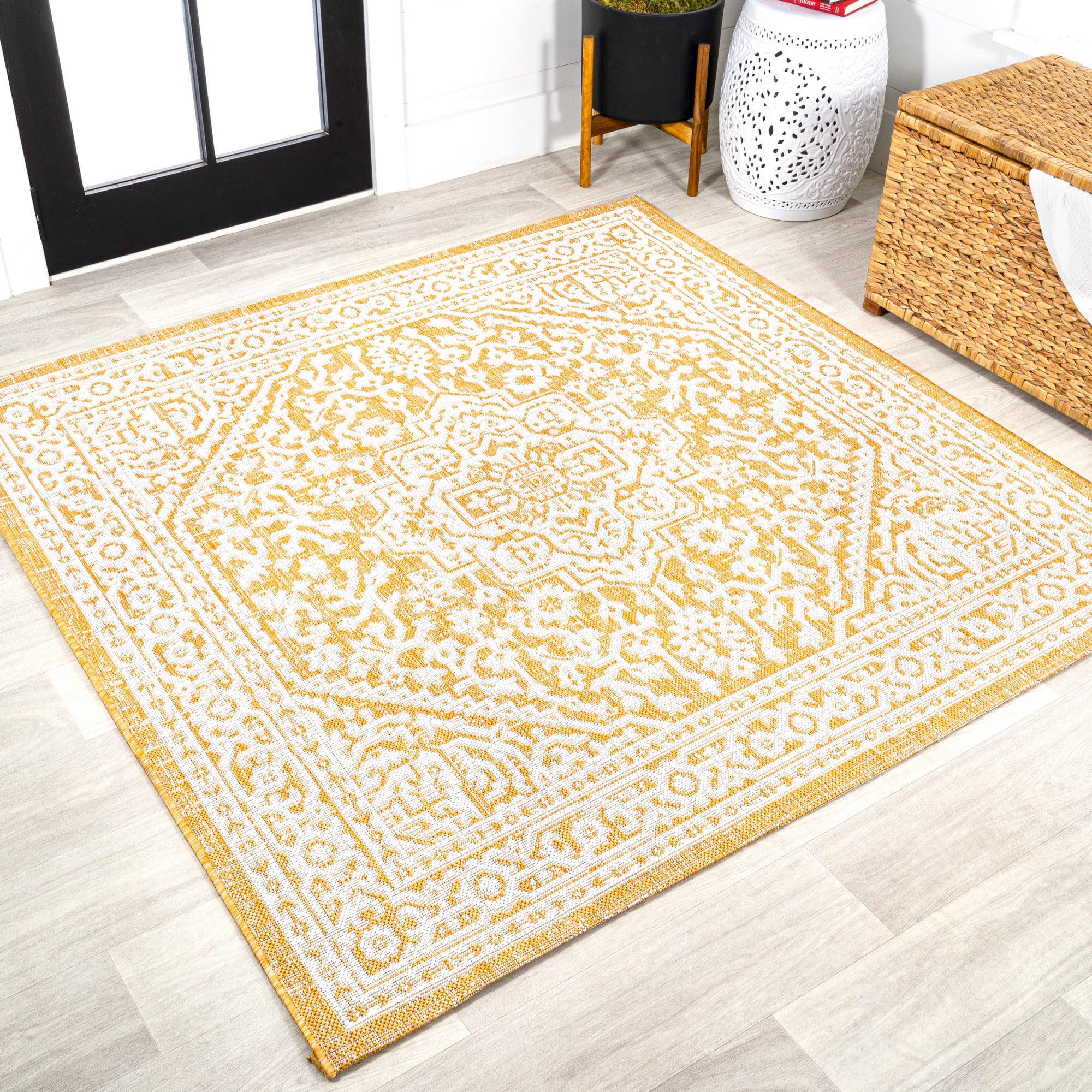 Sinjuri Medallion Textured Weave Indoor/Outdoor Area Rug - JONATHAN Y