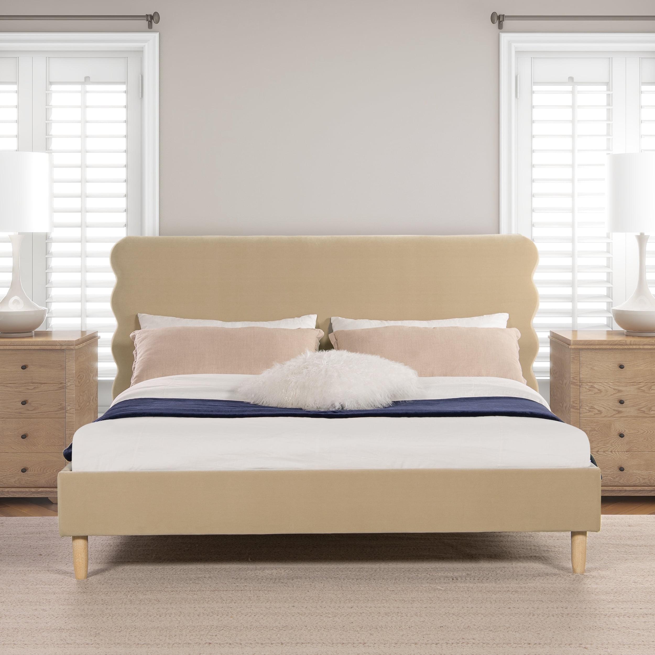 Henley Upholstered Scalloped Bed