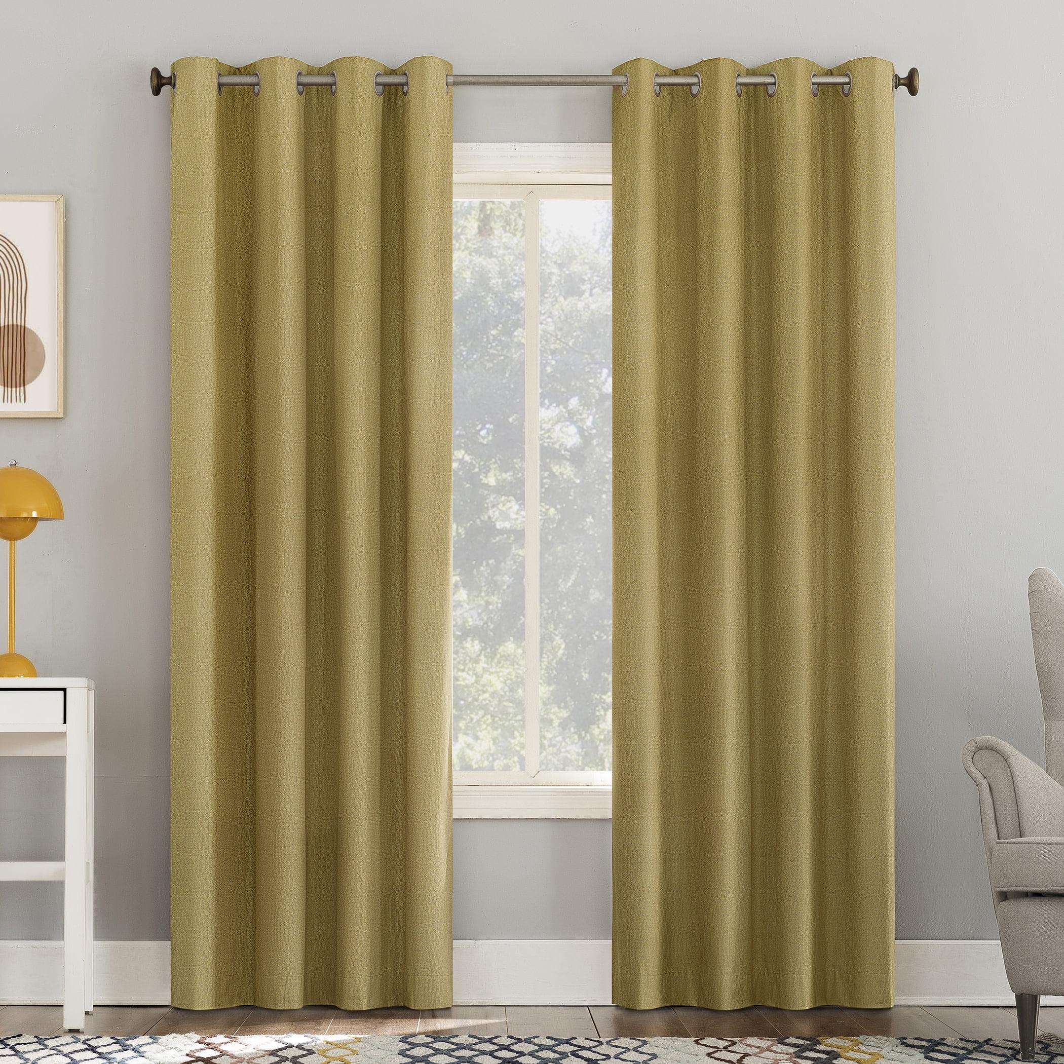 Sun Zero Cameron Thermal Insulated 100% Blackout Grommet Curtain Panel