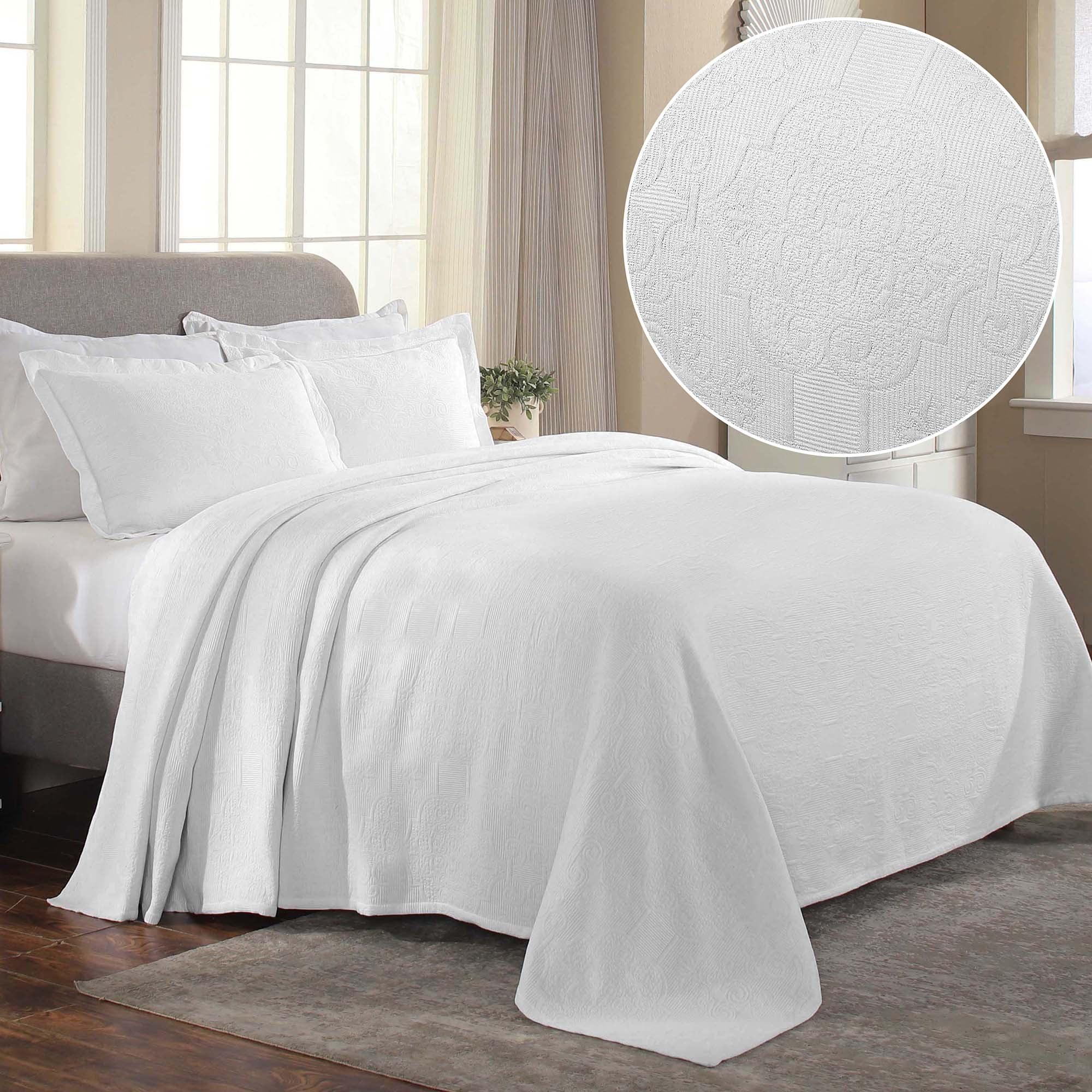 Superior Florin Matelasse Jacquard Scrolling Medallion Cotton Bedspread Set With Pillow Shams